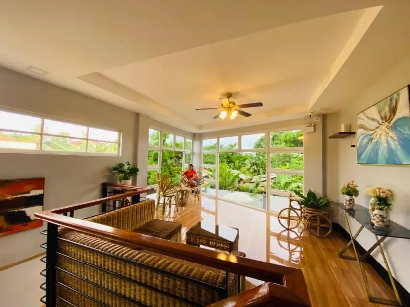 Mongki's Pensionhouse