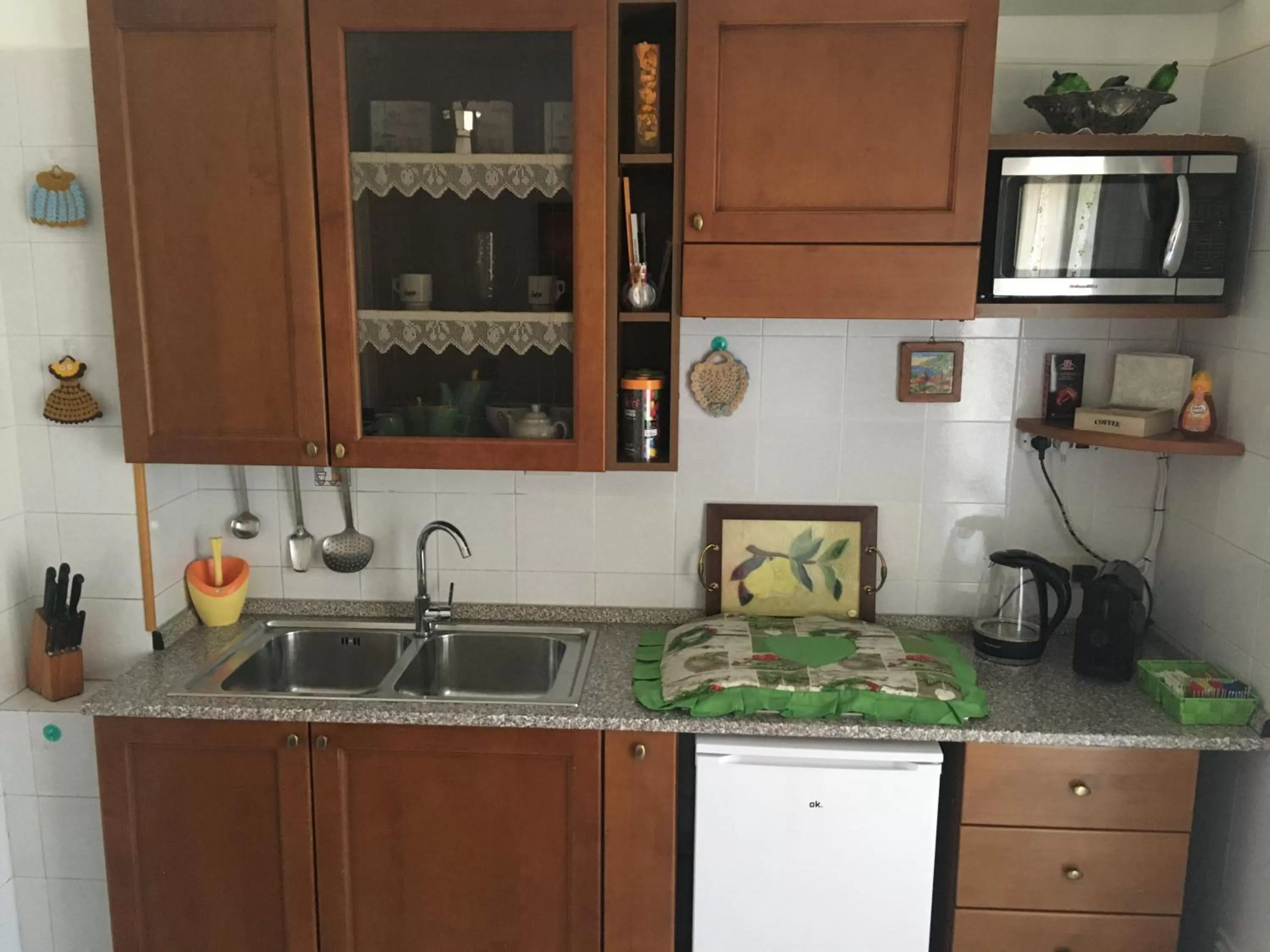Kitchen or kitchenette, Kitchen/Kitchenette in Big family bed & breakfast