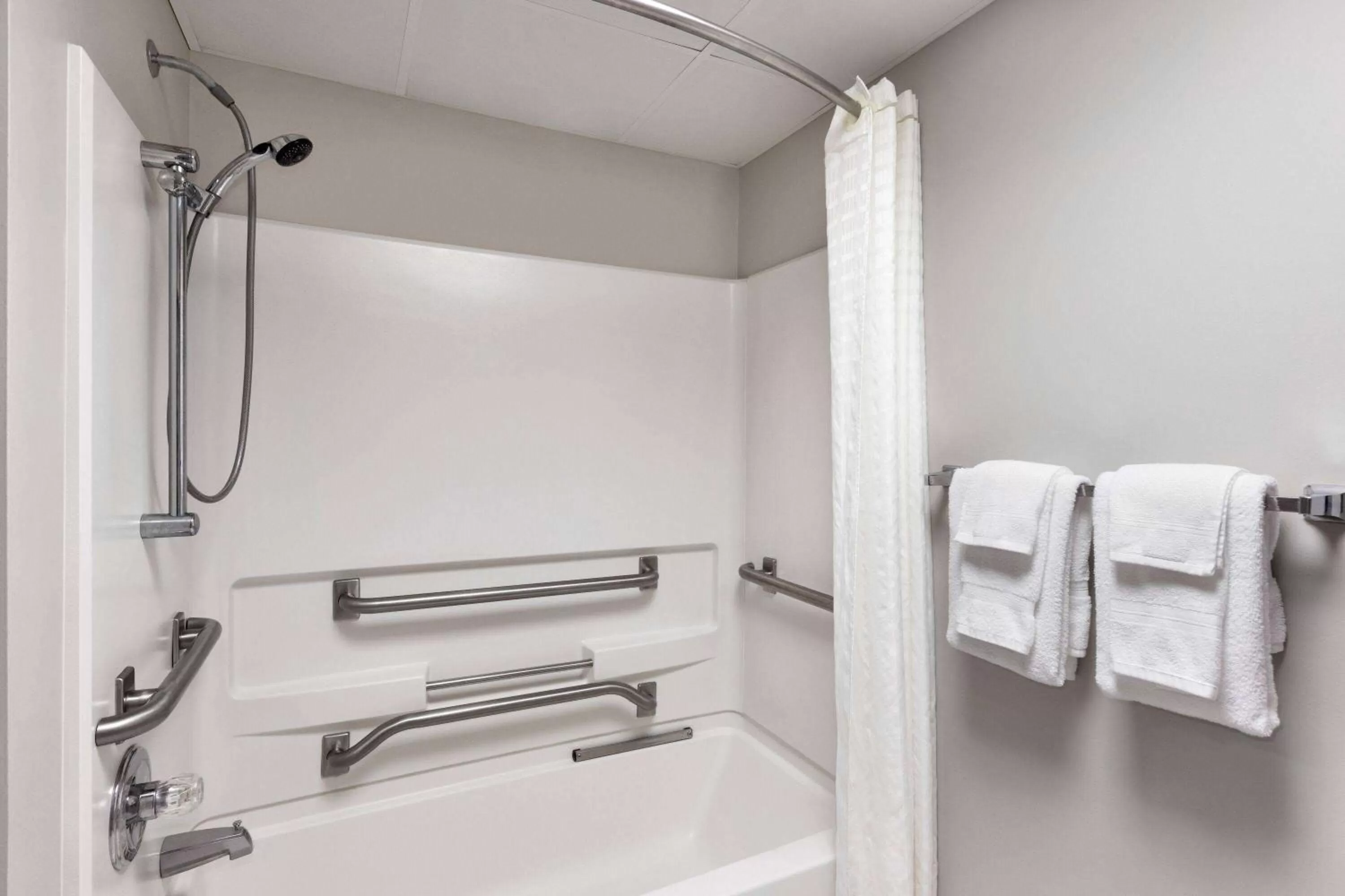 Shower in Days Inn by Wyndham Shallotte