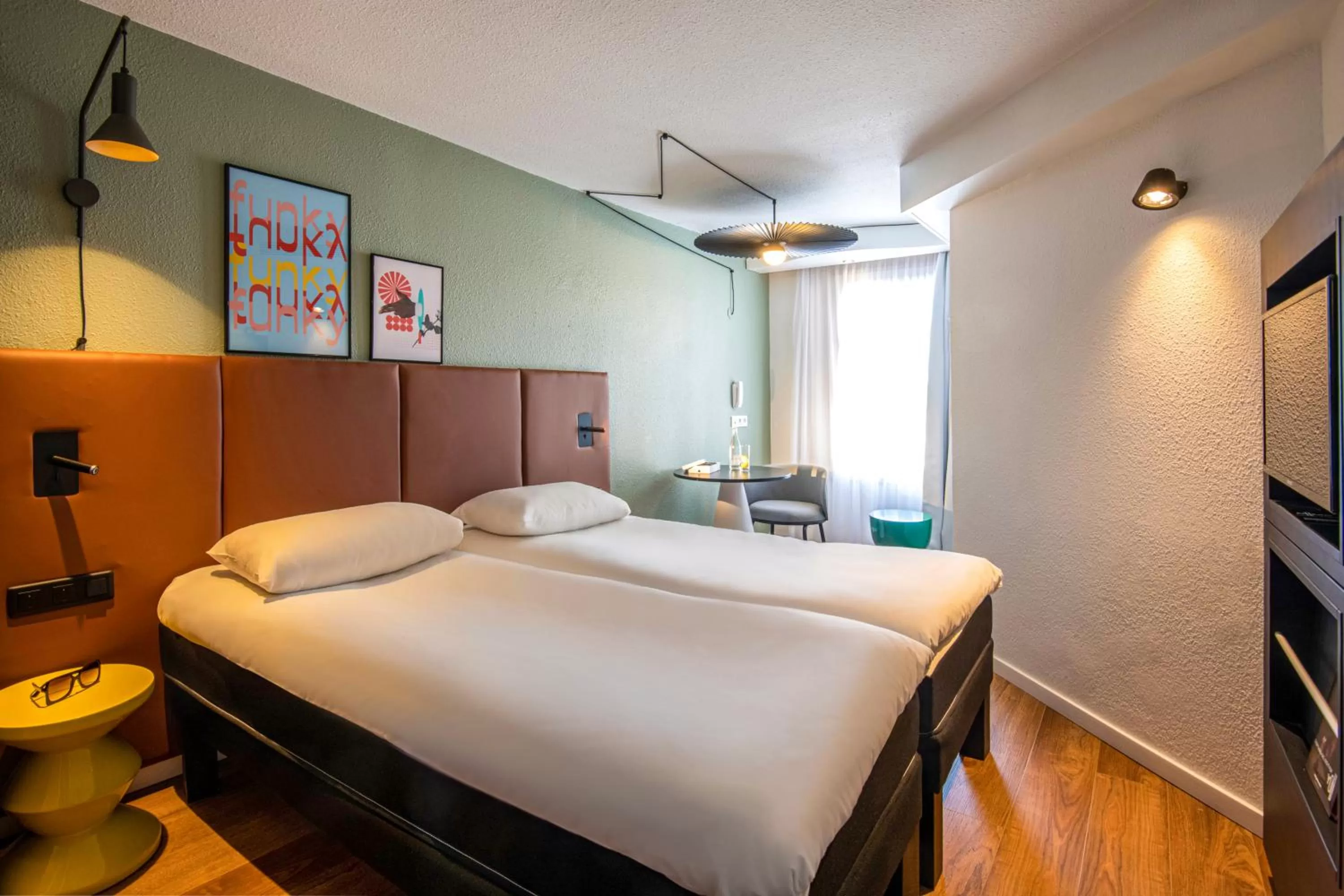 Bed in ibis Cannes Centre