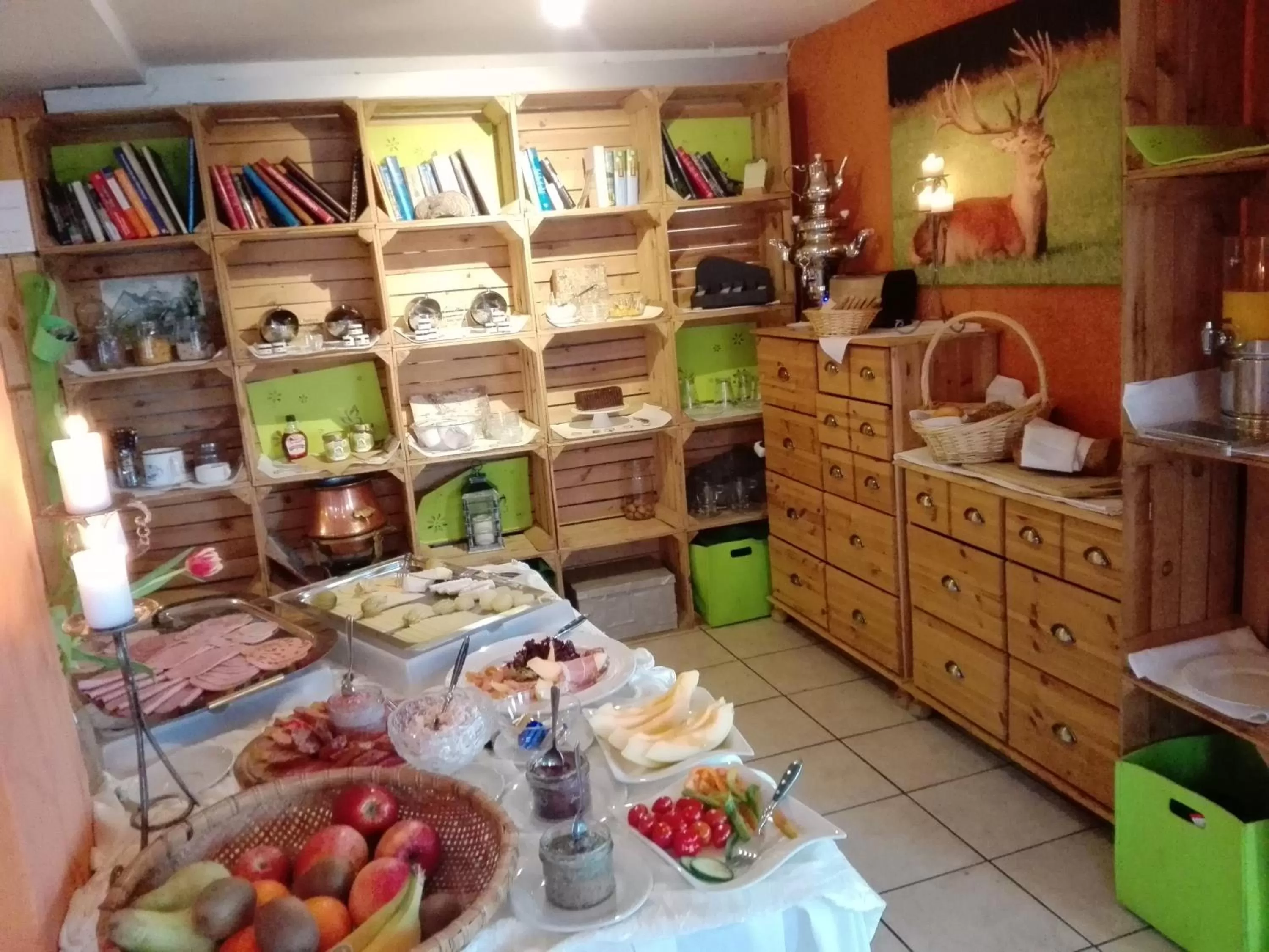 Restaurant/places to eat in Hotel Restaurant Lindenhof