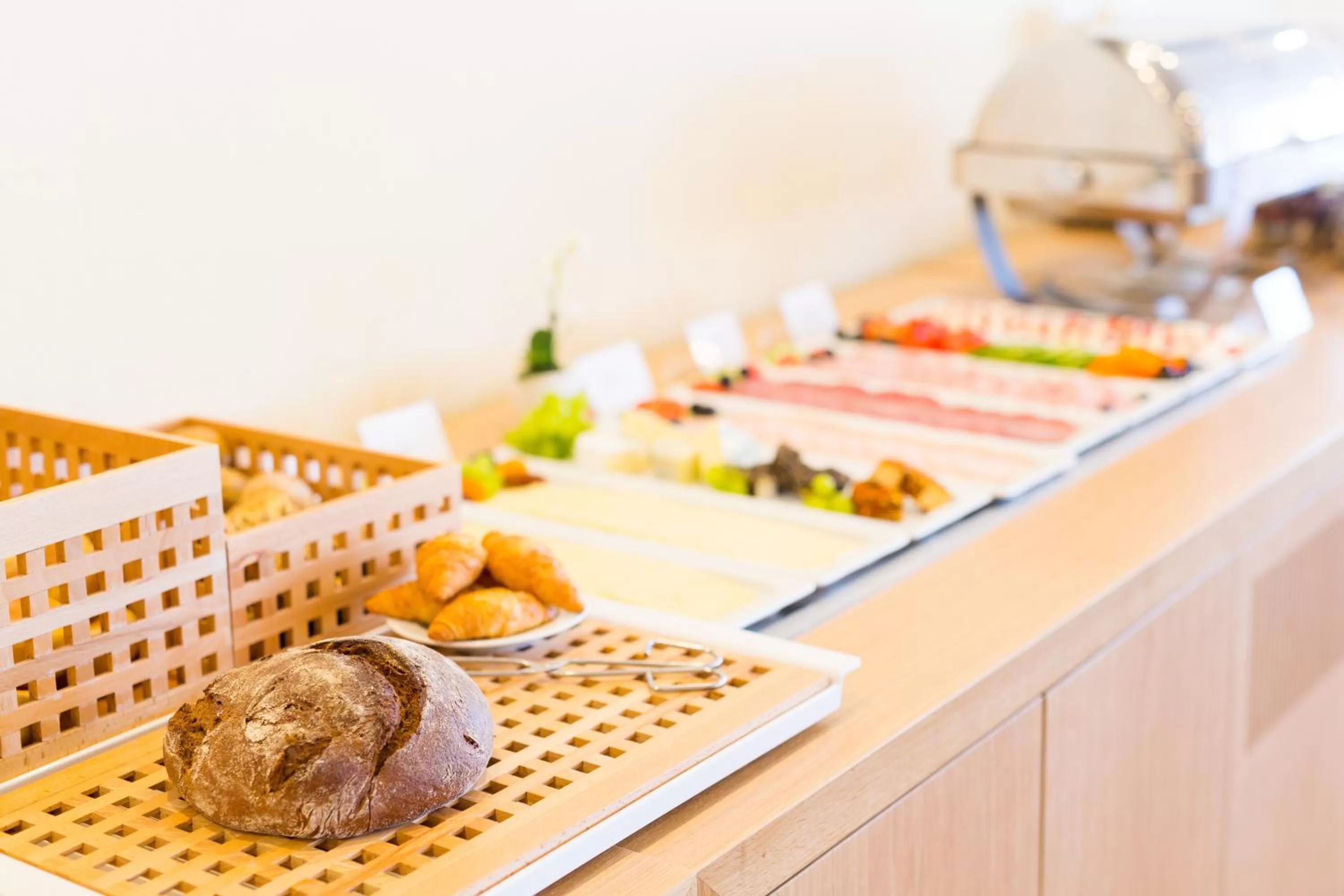 Buffet breakfast in mk hotel remscheid