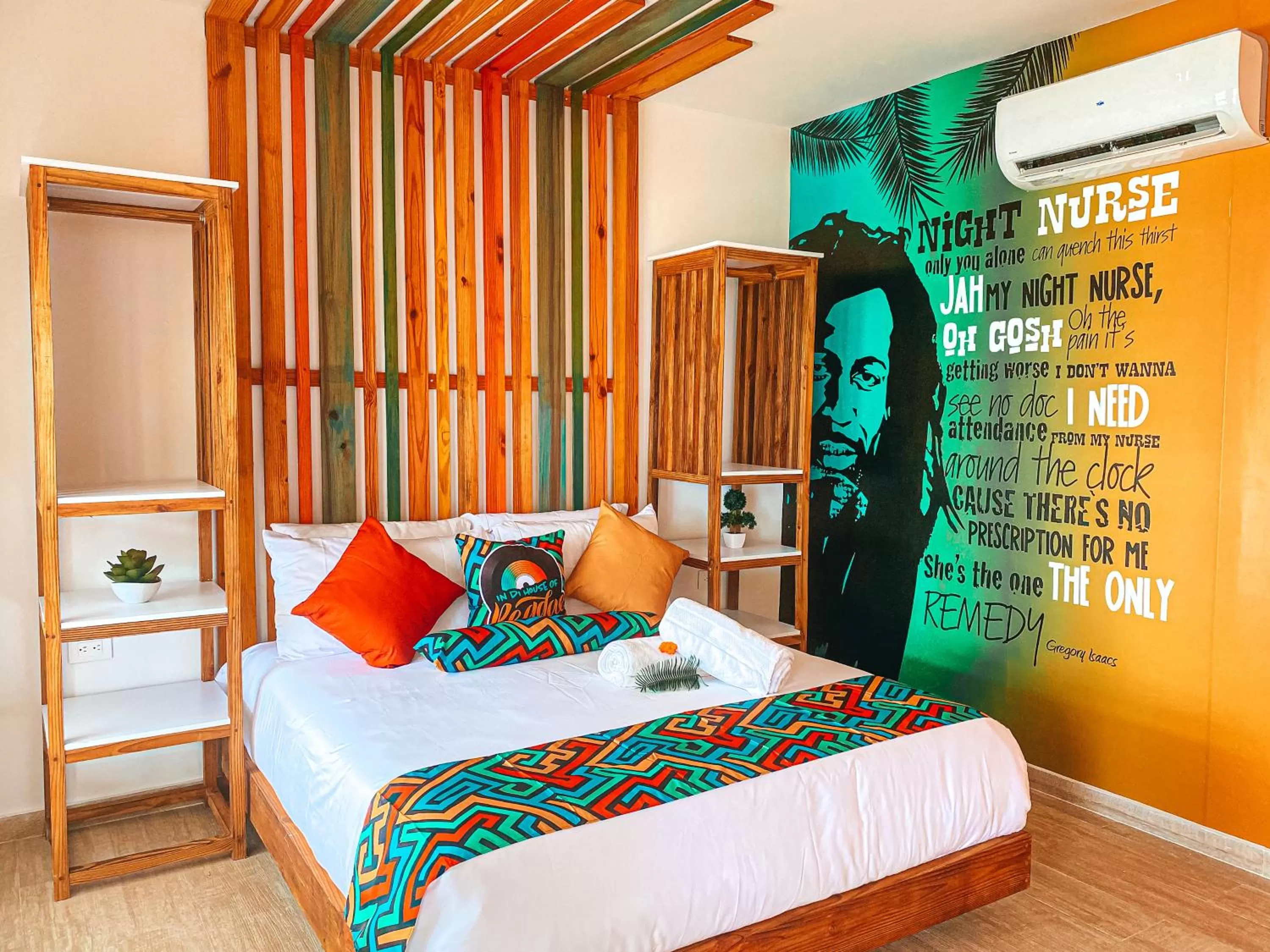 Bedroom, Bed in In Di House of Reggae Boutique