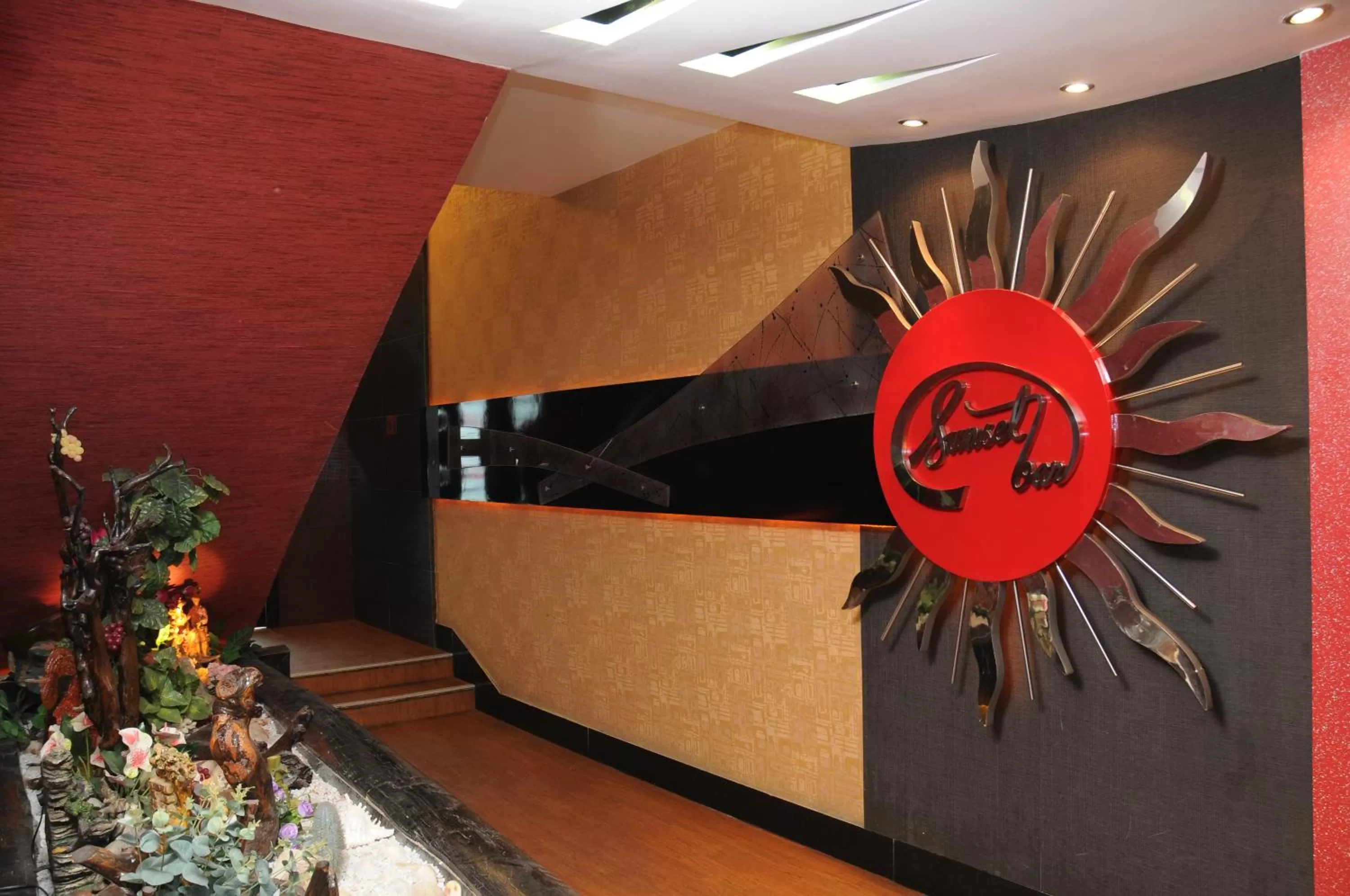 Lounge or bar in Lytton Hotel