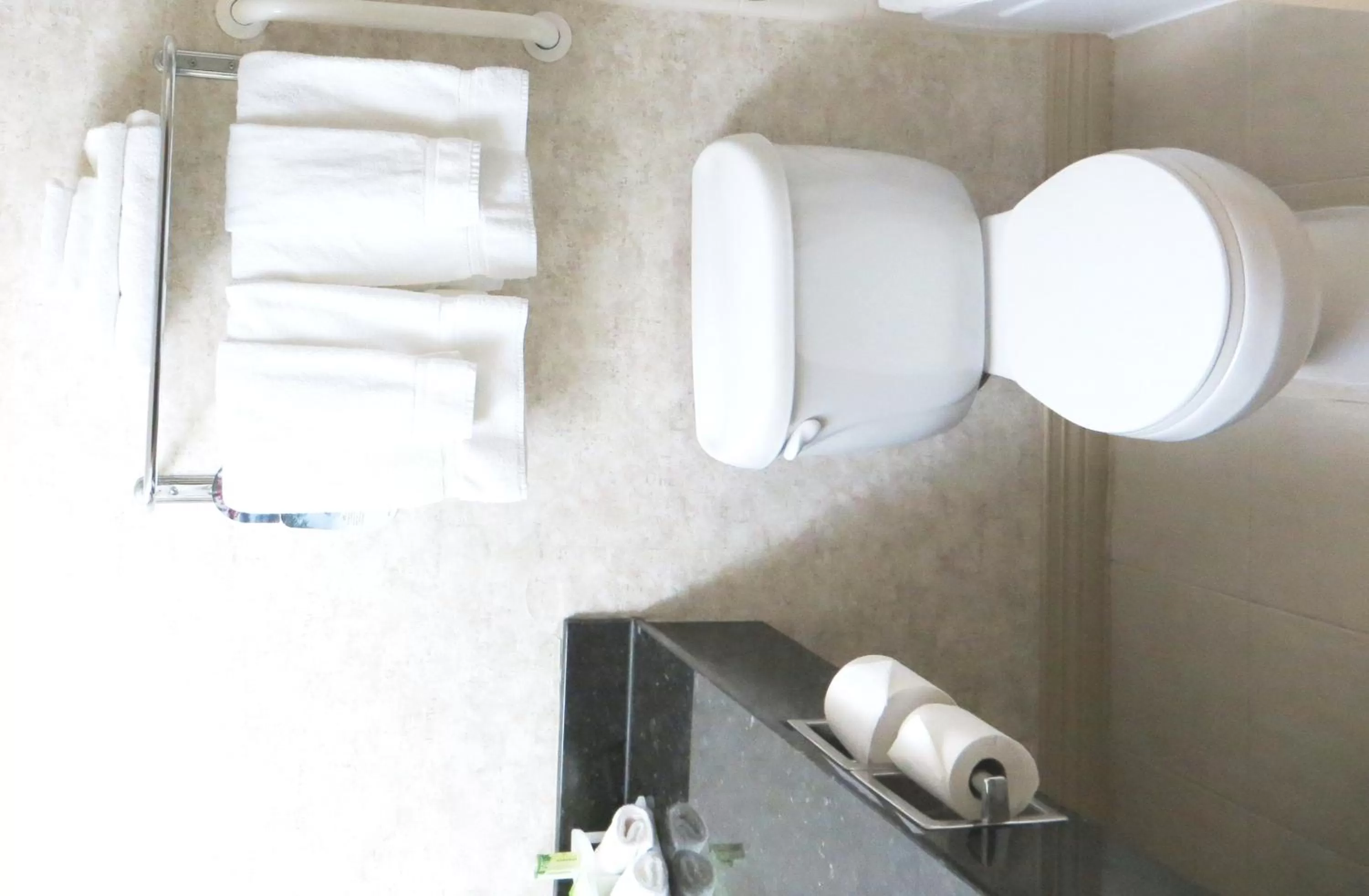 Holiday Inn Express and Suites Thomasville by IHG