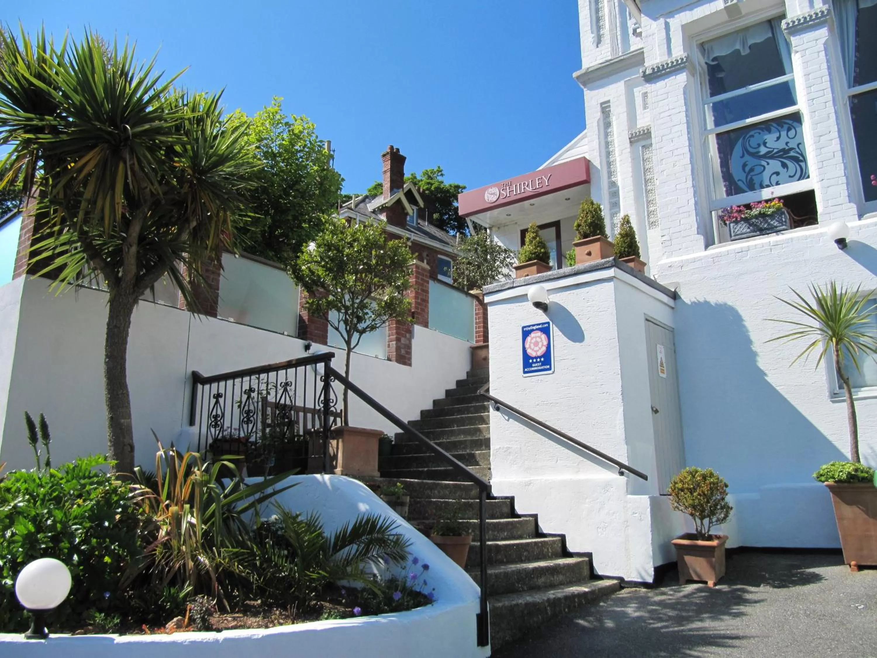 Facade/entrance in The Shirley