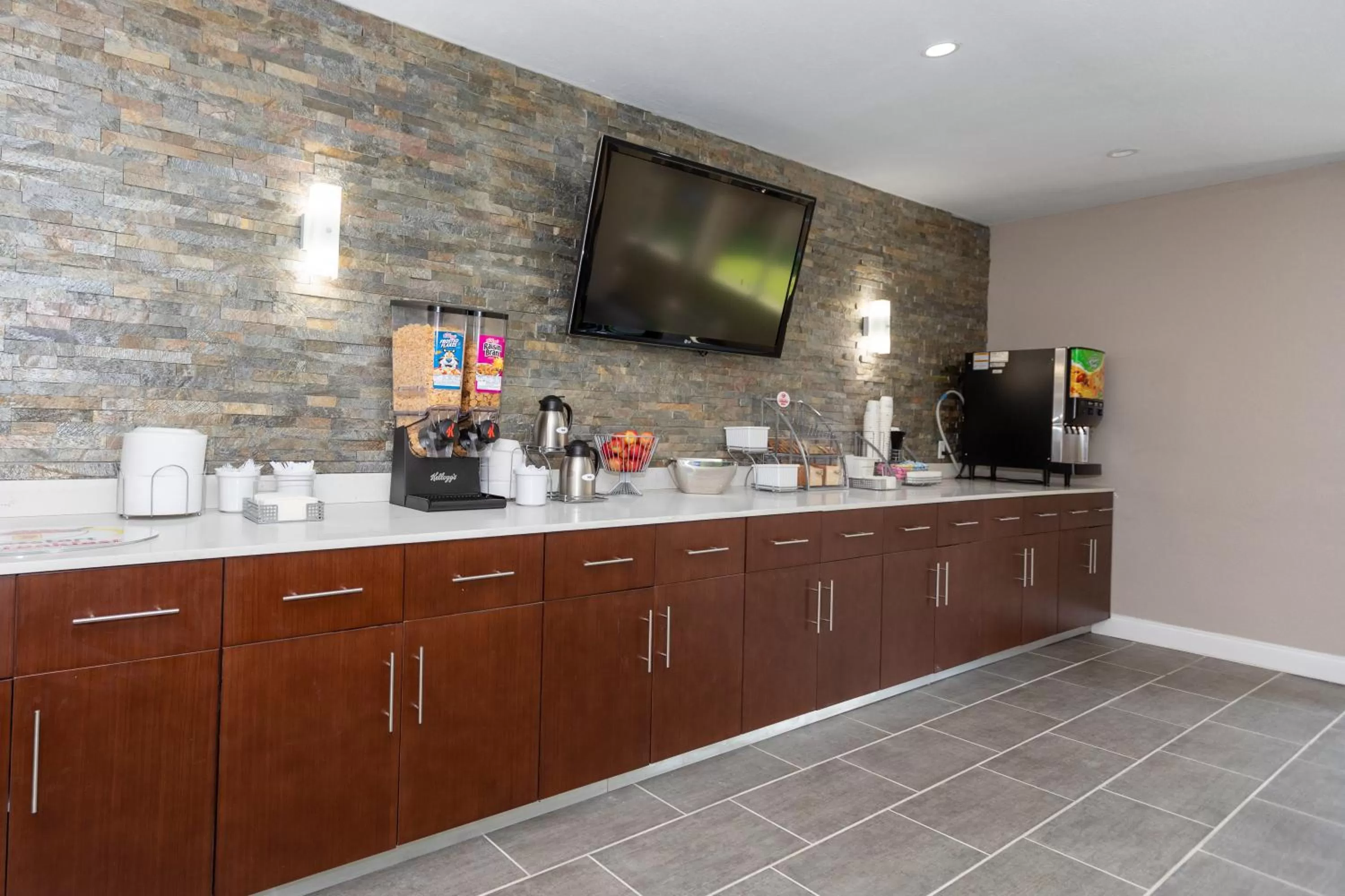 Continental breakfast in Super 8 by Wyndham Goldsboro