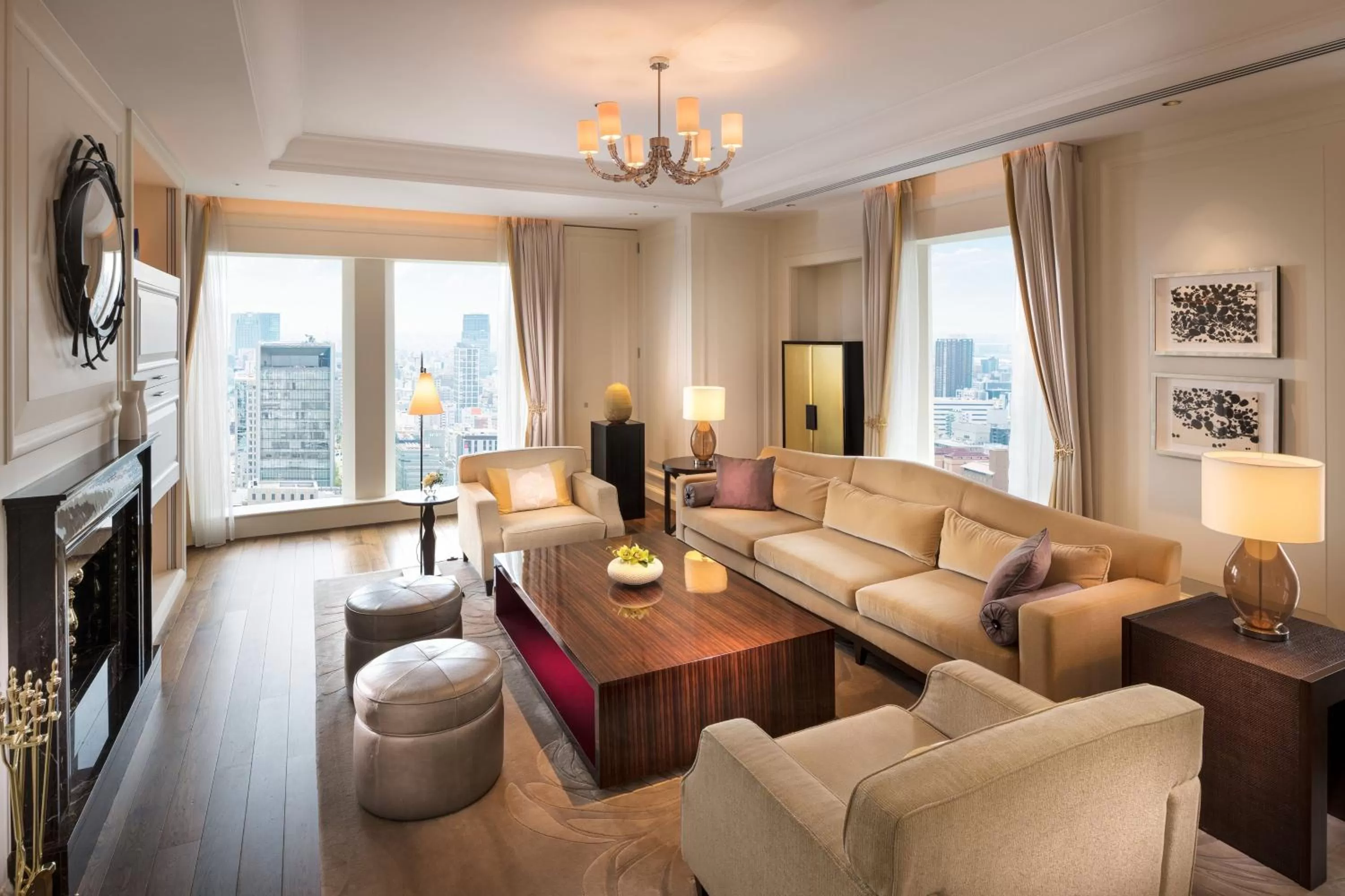 Living room in The St. Regis Osaka