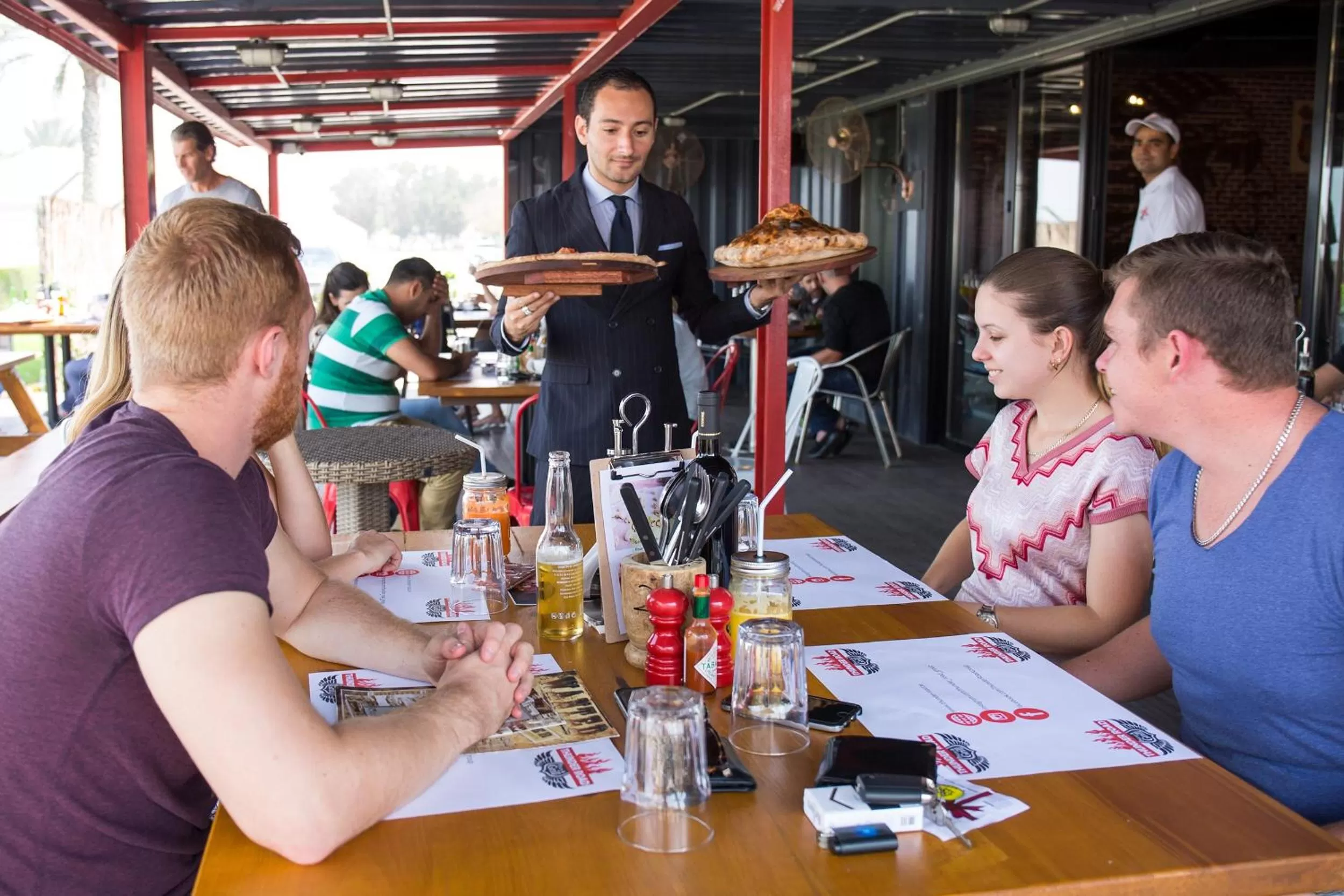 Restaurant/places to eat in Barracuda Resort