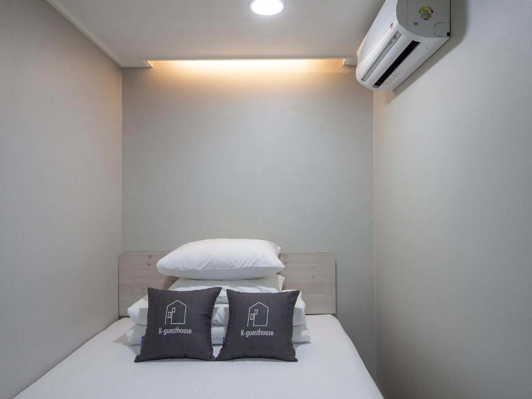 Bed in K-Grand Hostel Gangnam1