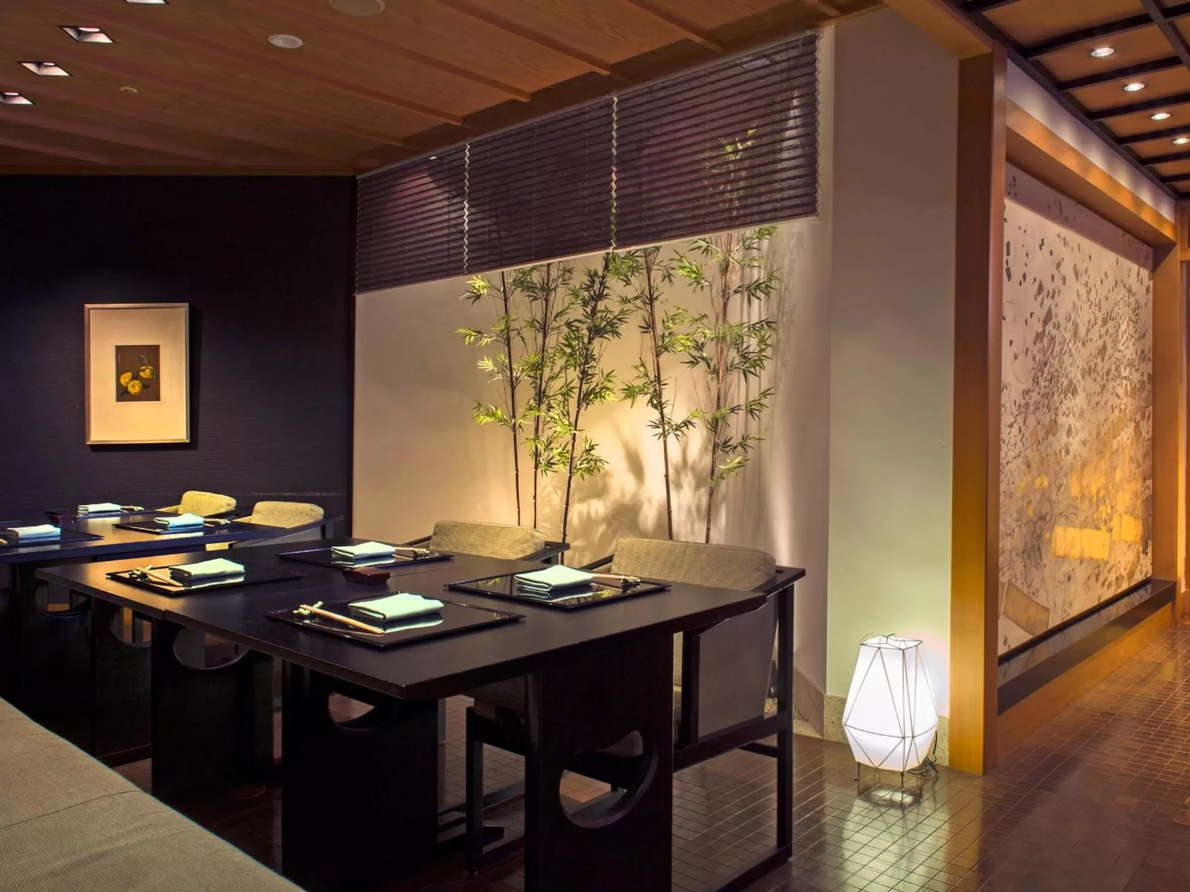 Restaurant/places to eat in Sheraton Miyako Hotel Osaka