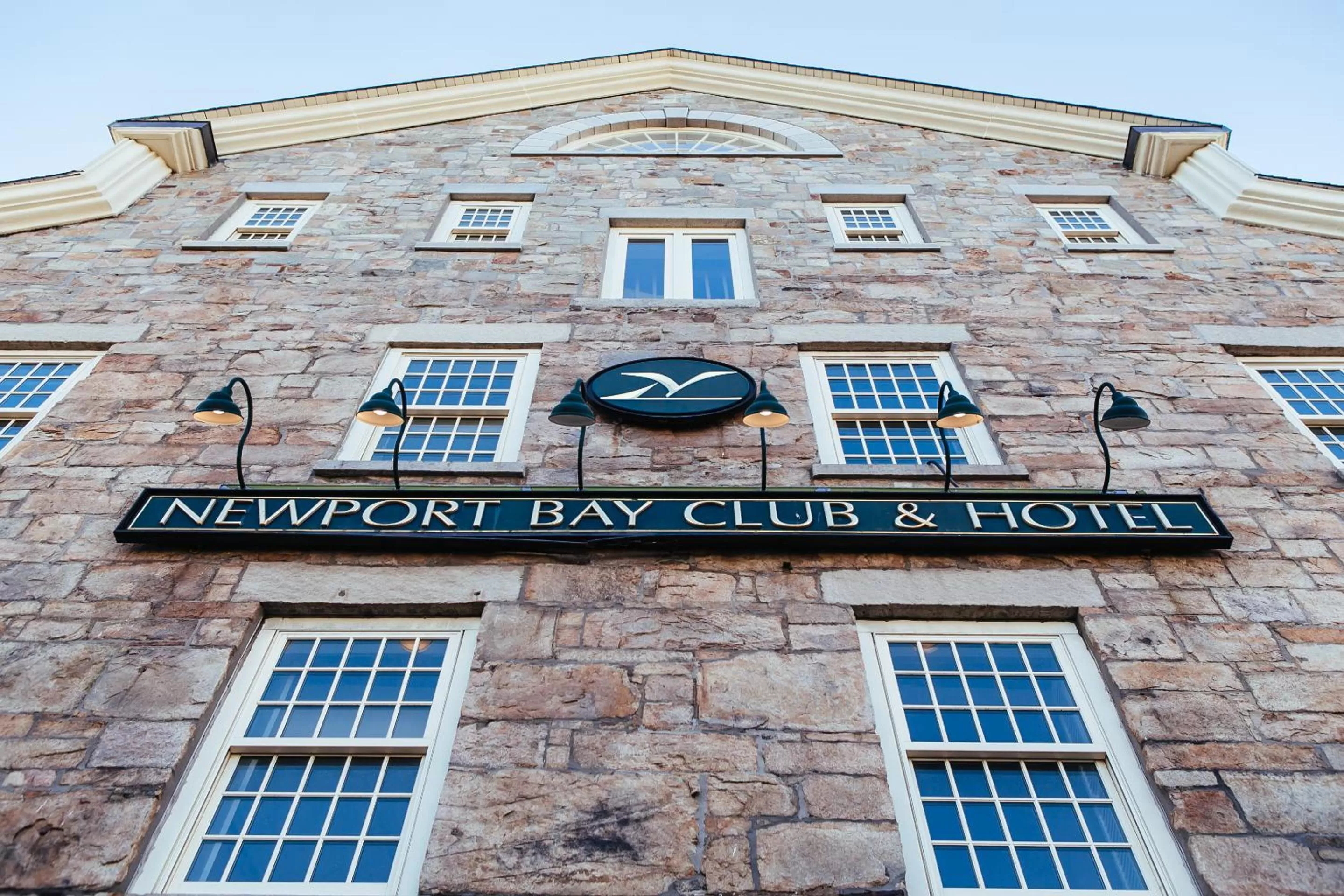 Facade/entrance in Newport Bay Club and Hotel
