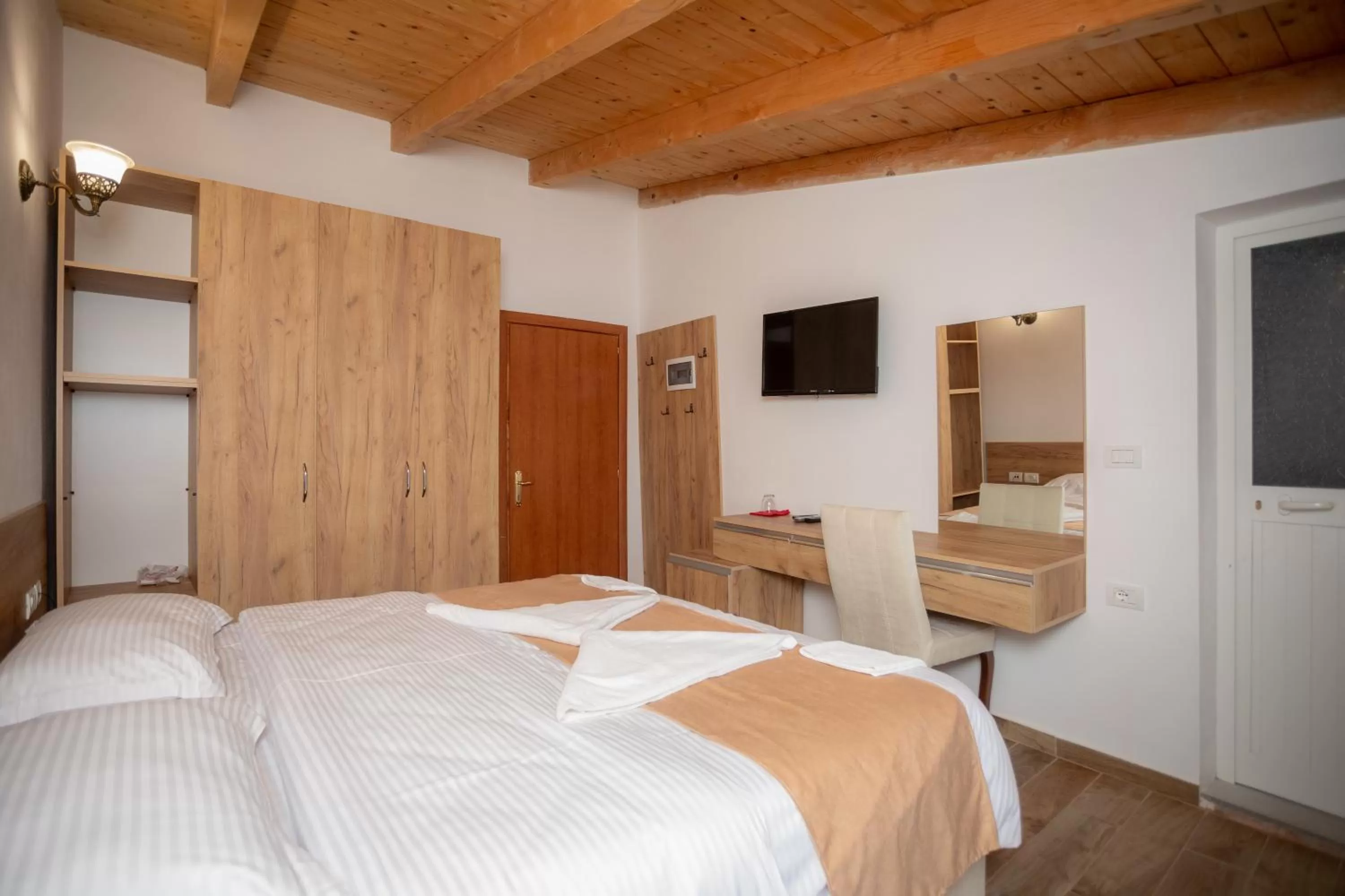 Bed in Hotel Grandpa's House