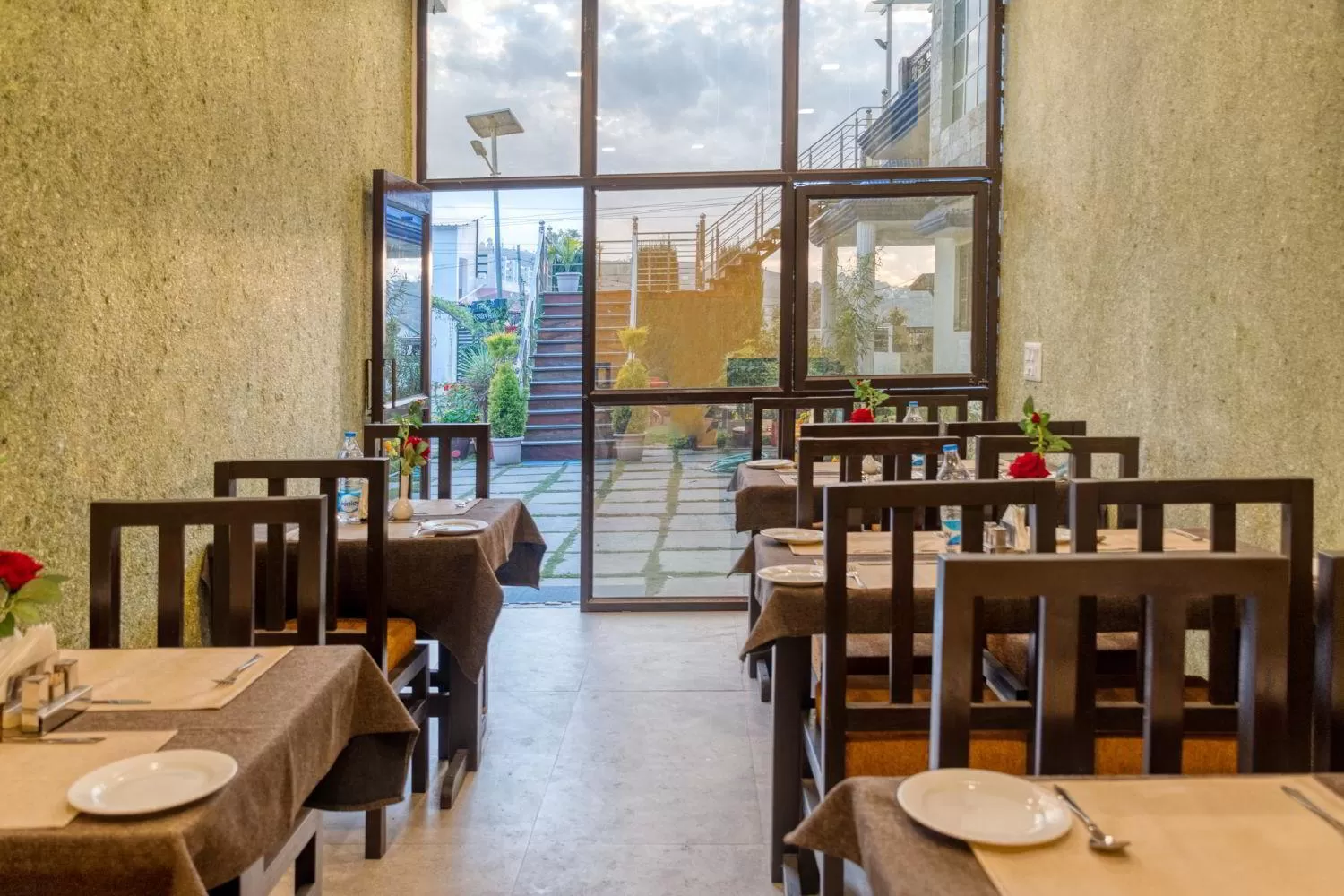 Restaurant/Places to Eat in The Walnut Creek