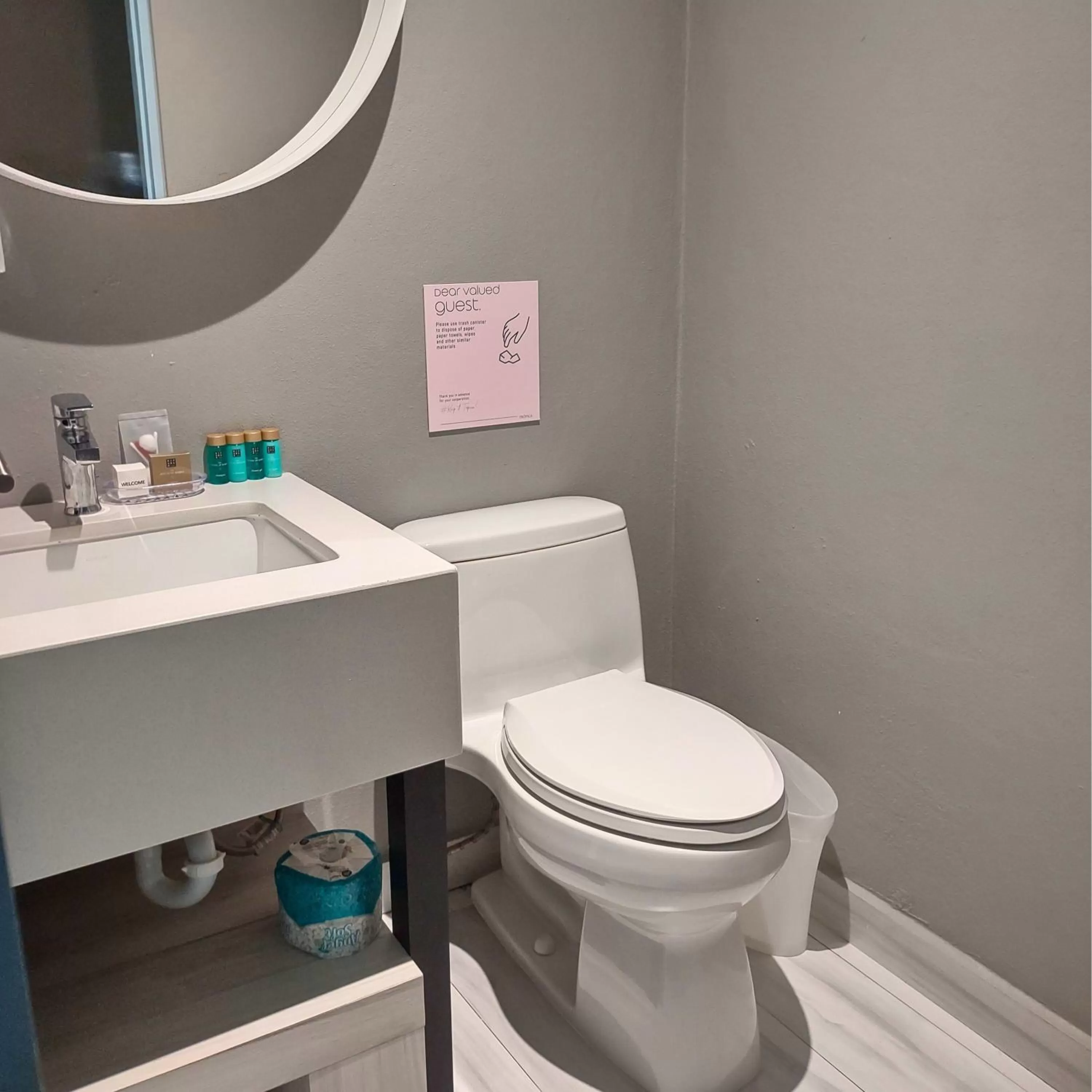 Toilet in Trópica Beach Hotel