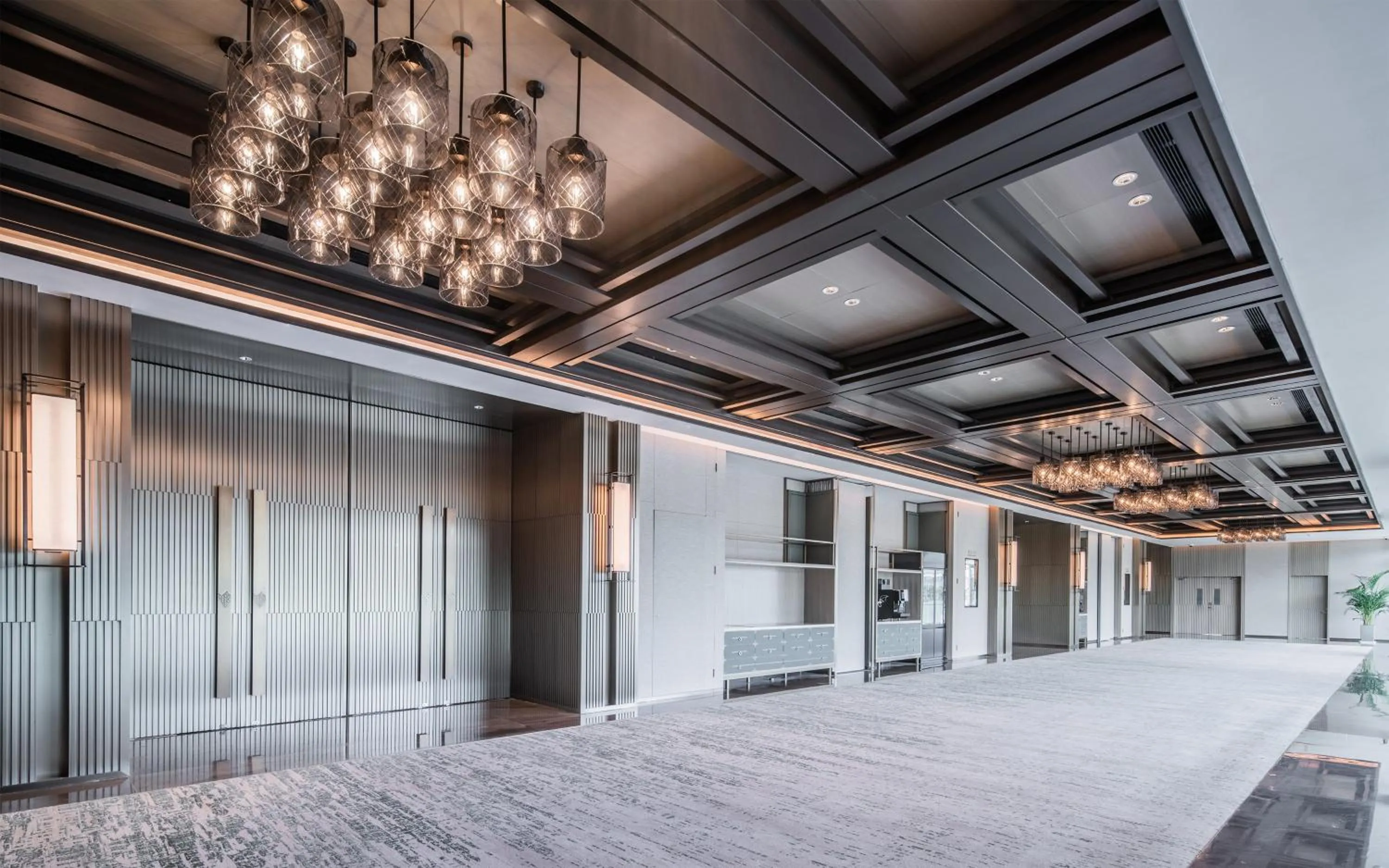 Banquet/Function facilities in HUALUXE Xi'an Chanba by IHG-西安浐灞华邑酒店-Near Xi'an International Convention Exhibition Center and Shopping mall and The Romantic show of Xi'an-Free Luggage Storage-English Service