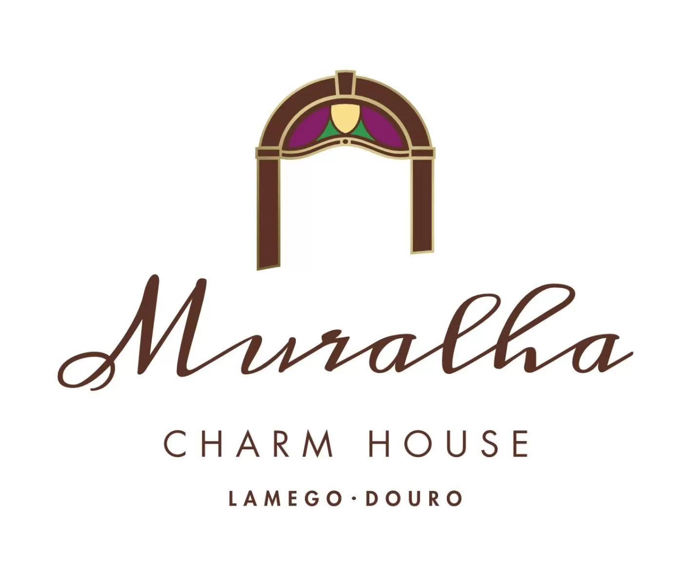 Property logo or sign in Muralha Charm House