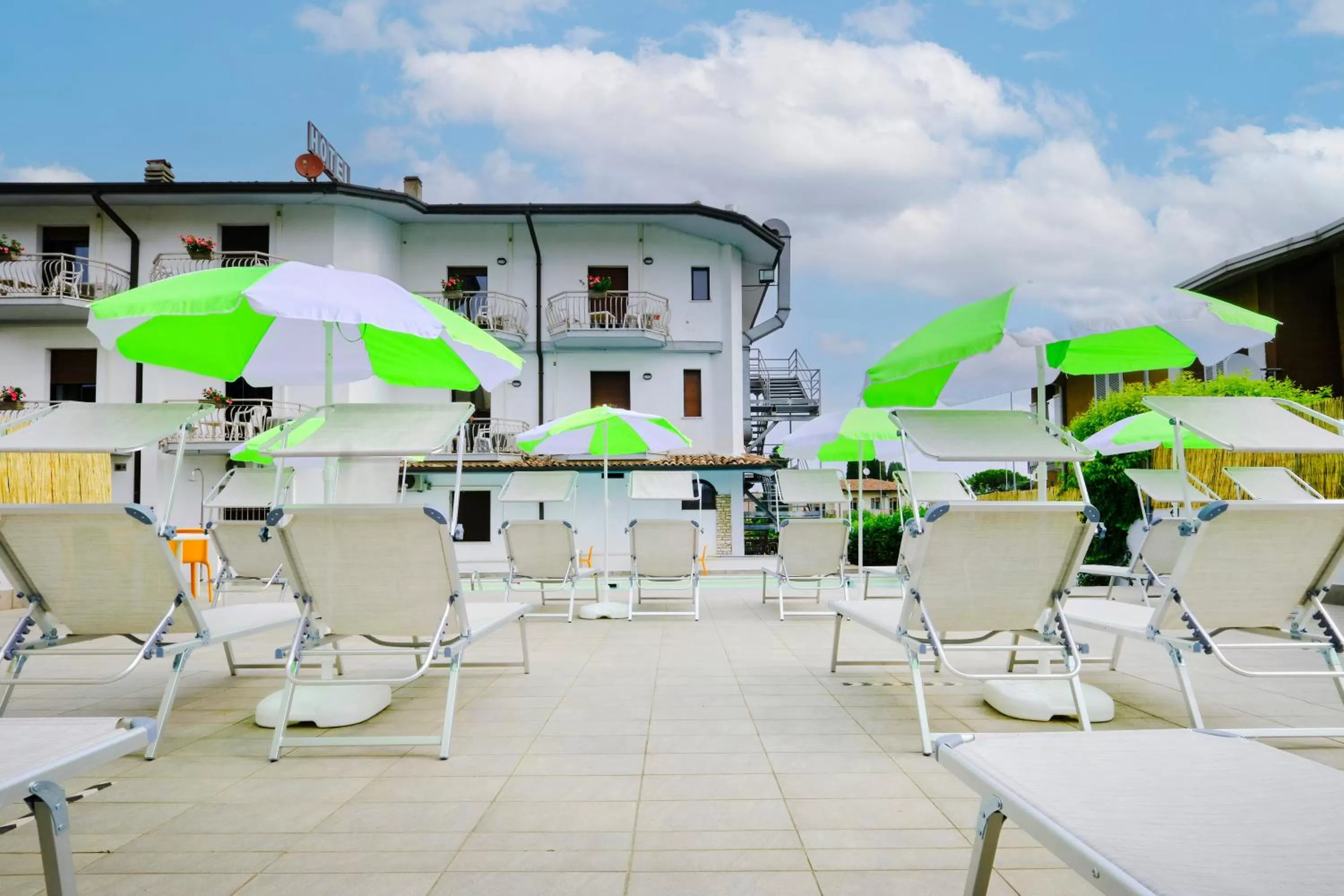 Solarium in HOTEL VITTORIA