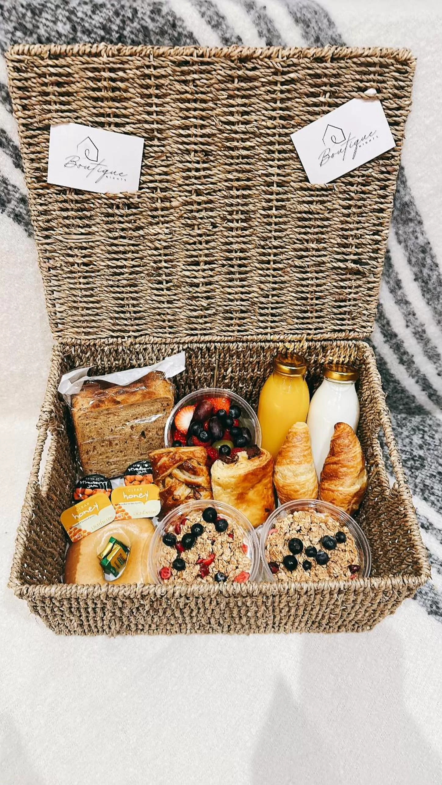 Breakfast in Boutique Nights