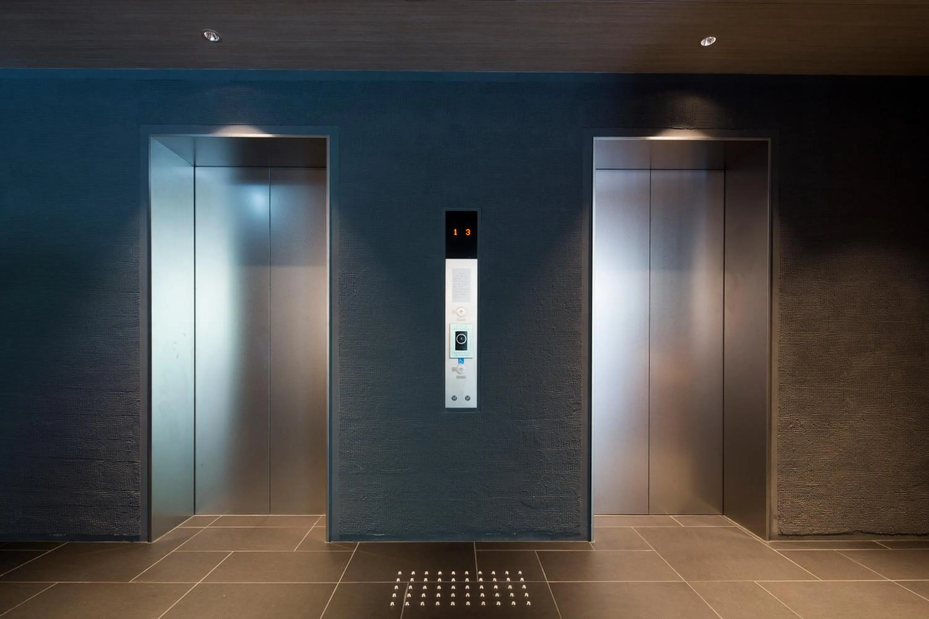 elevator in Shizutetsu Hotel Prezio Kyoto Shijo