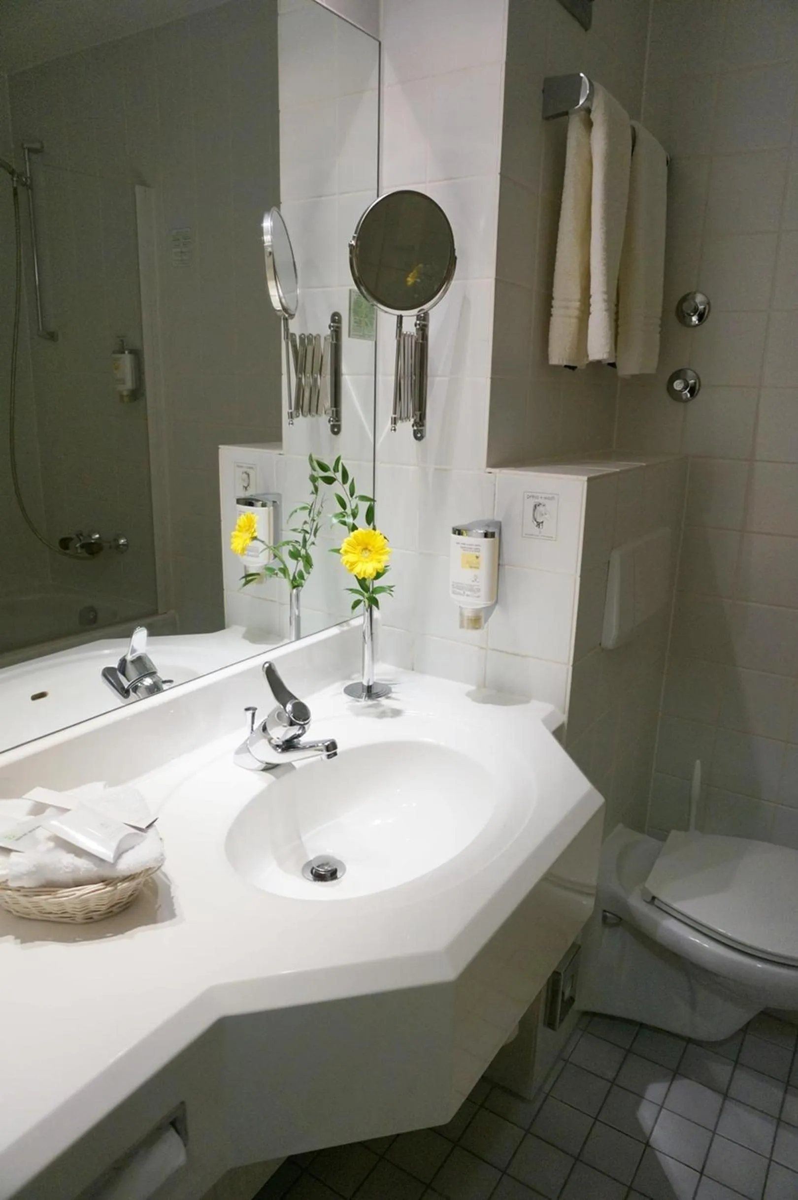 Business Single Room in AMBER HOTEL Chemnitz Park