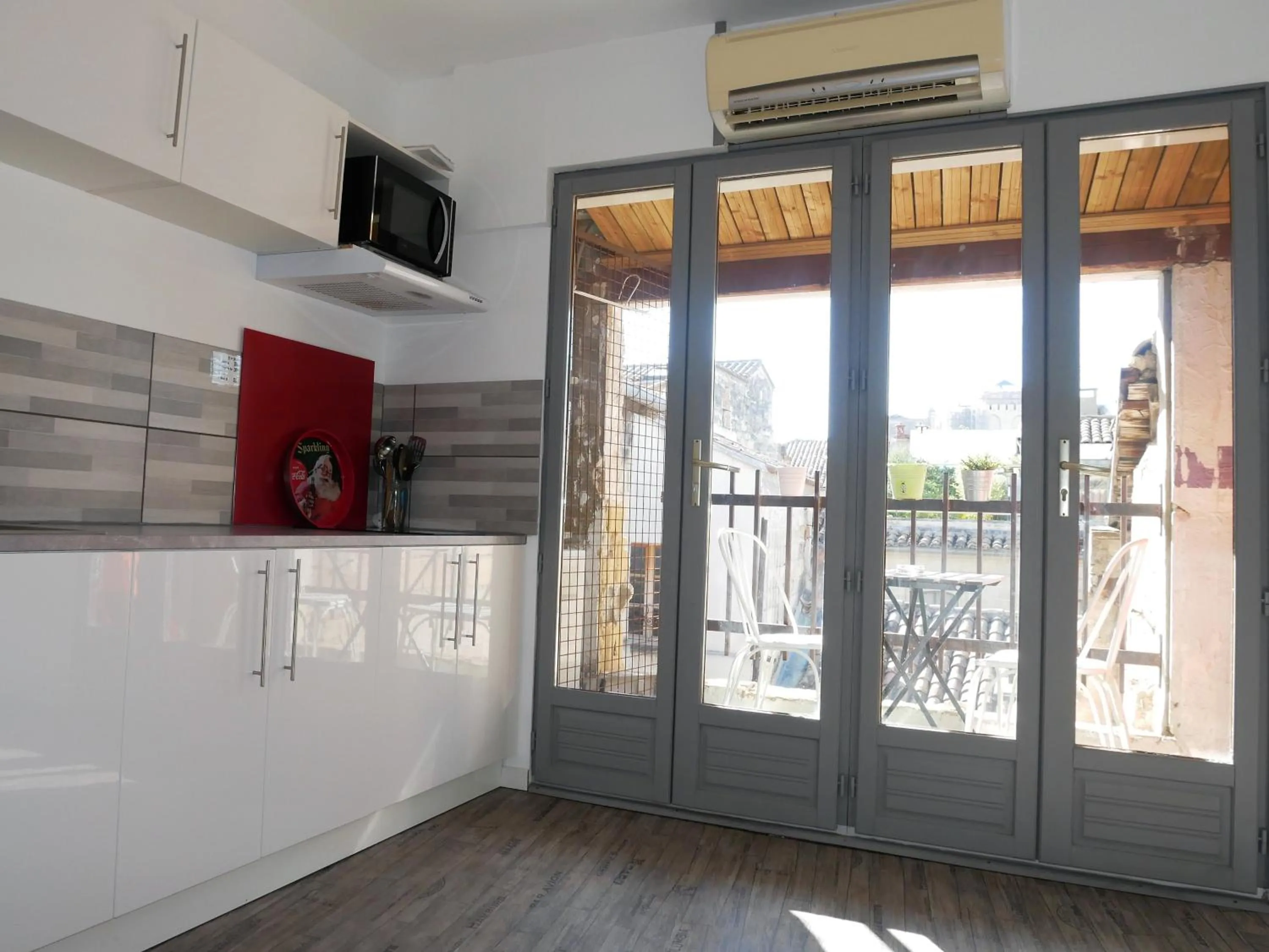 Kitchen or kitchenette in L'Oriflamme