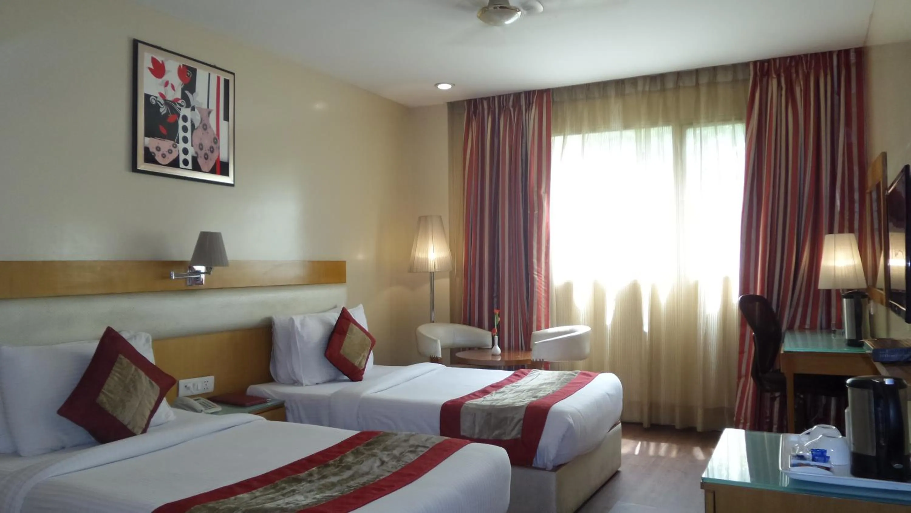Day, Bed in Airport Hotel Ramhan Palace Mahipalpur