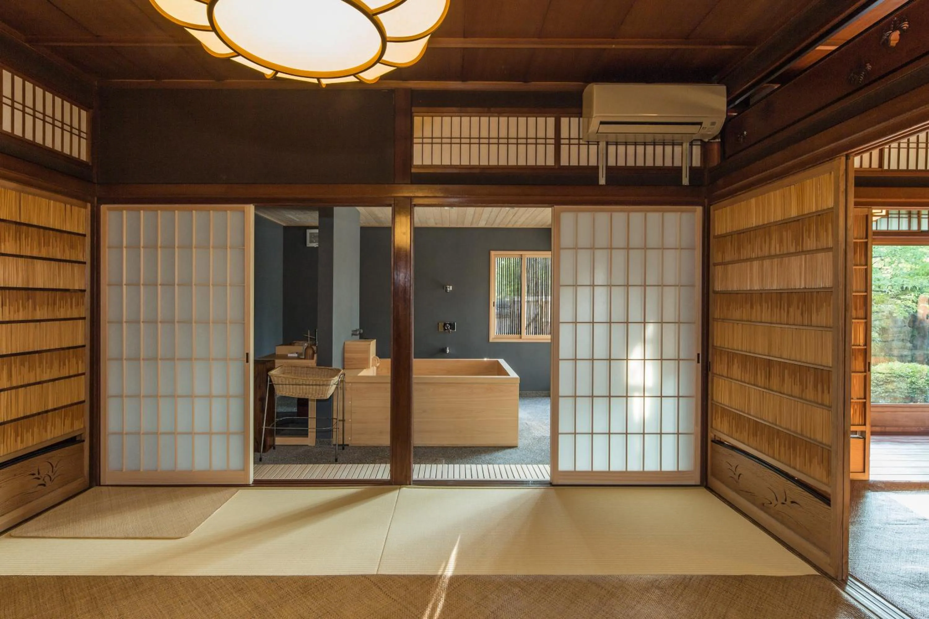 Spa and wellness centre/facilities in Kyoto Nanzenji Ryokan Yachiyo Established in 1915