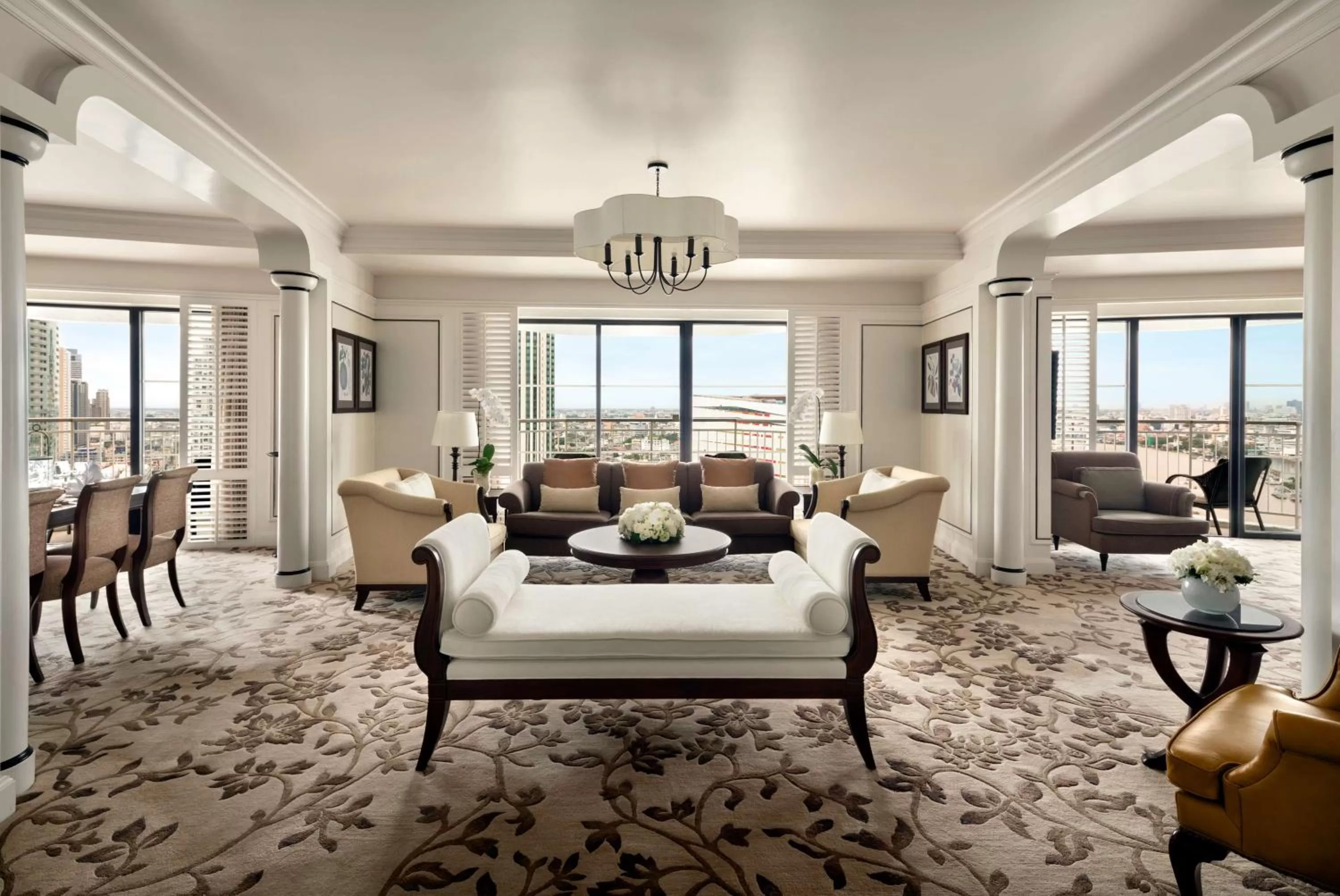 Living room in Shangri-La Bangkok