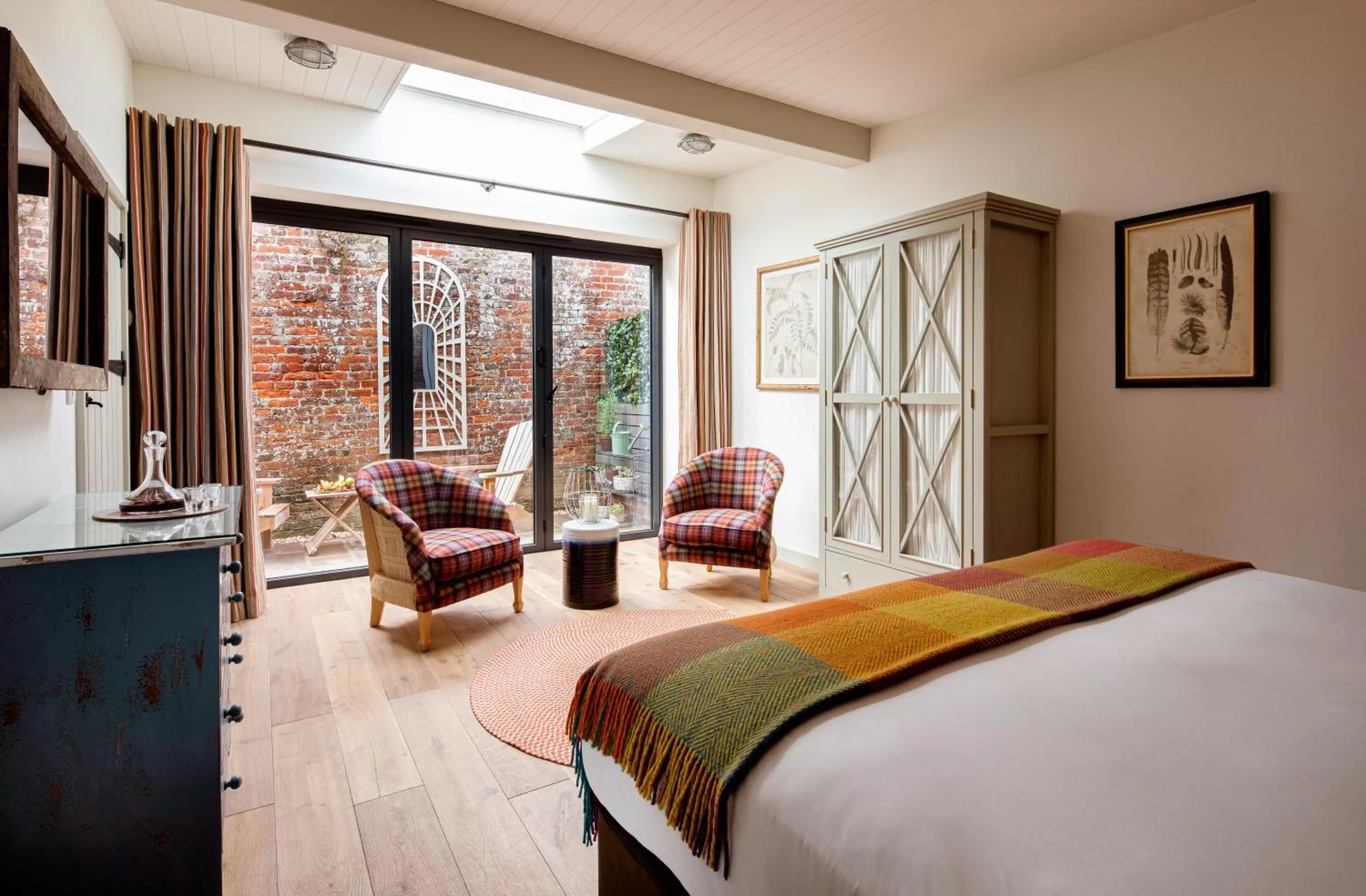 Photo of the whole room, Bed in The Eastbury & Spa