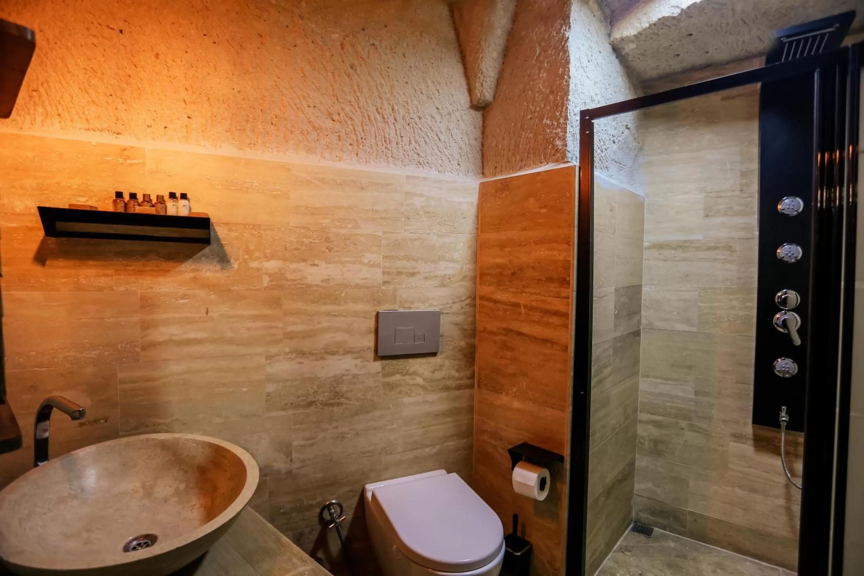 Bathroom in Sunset Cave