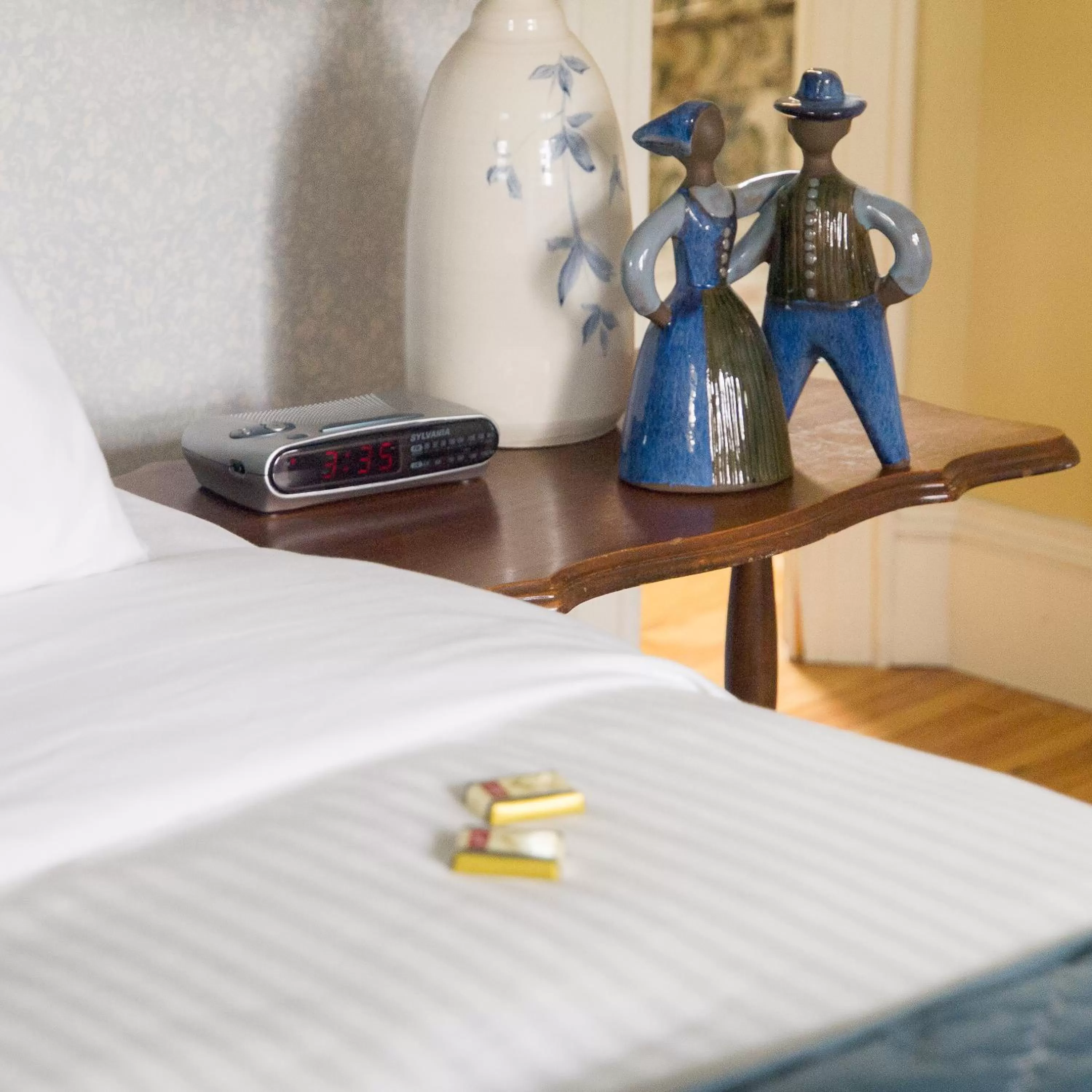 Decorative detail in Farmhouse Inn B&B