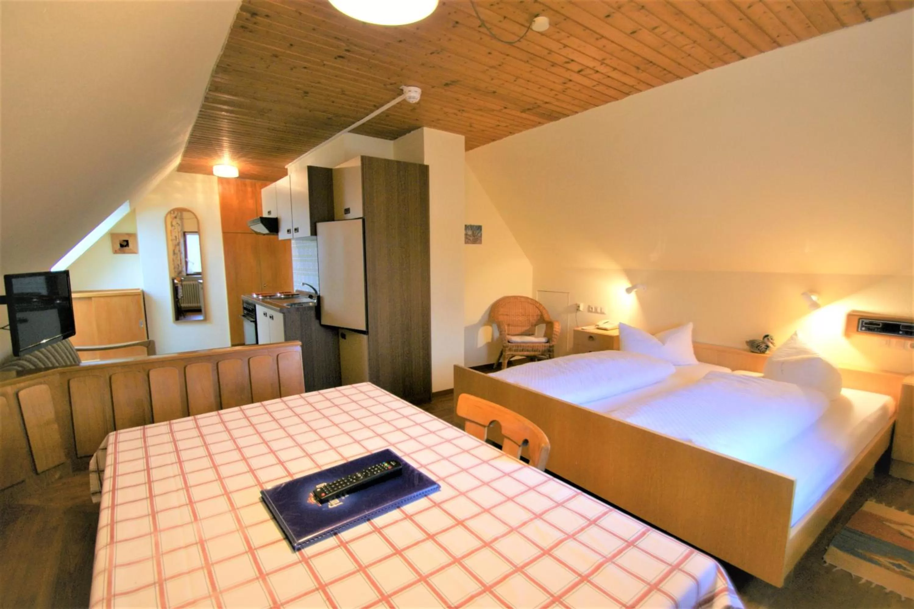Photo of the whole room, Bed in ZUR TRAUBE Schwarzwaldhotel & Restaurant am Titisee