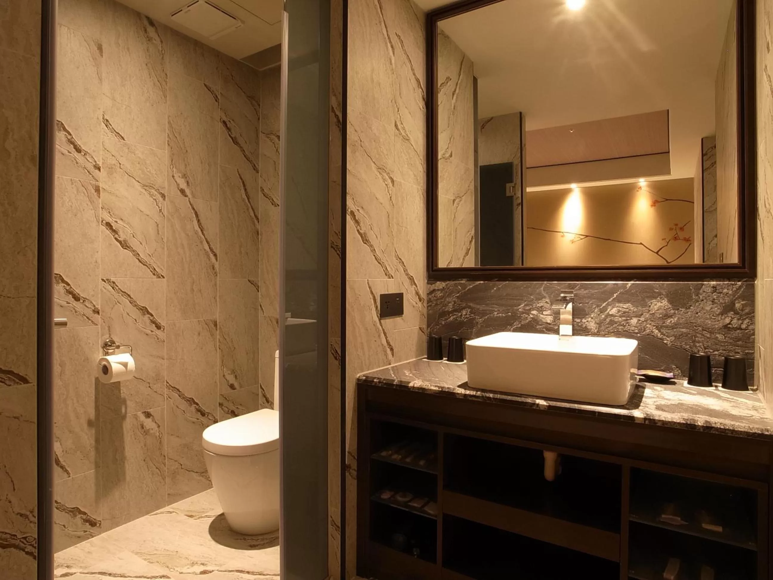 Bathroom in Hotel Midtown Richardson - Kaohsiung Bo'ai