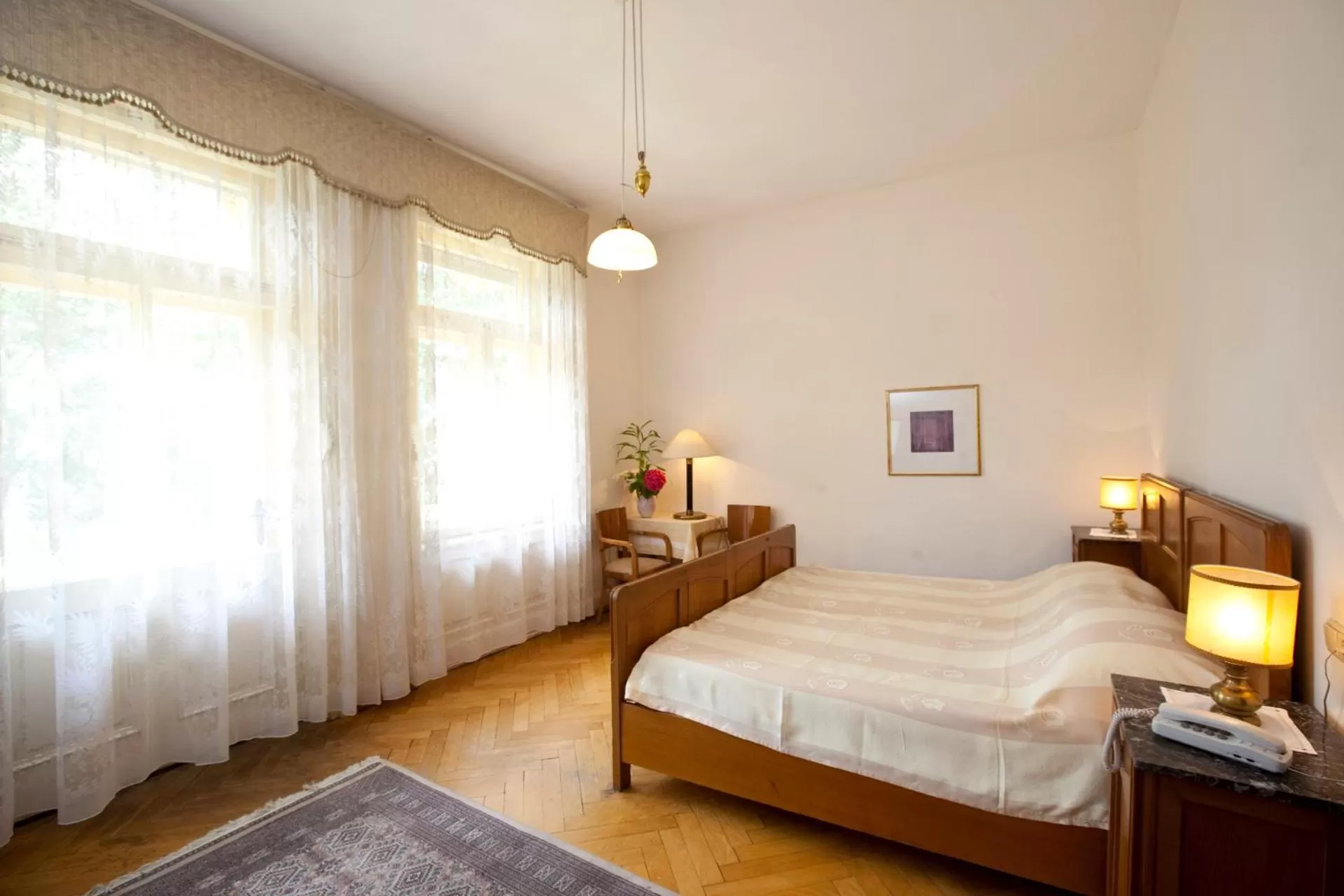 Photo of the whole room, Bed in Hotel Villa Westend