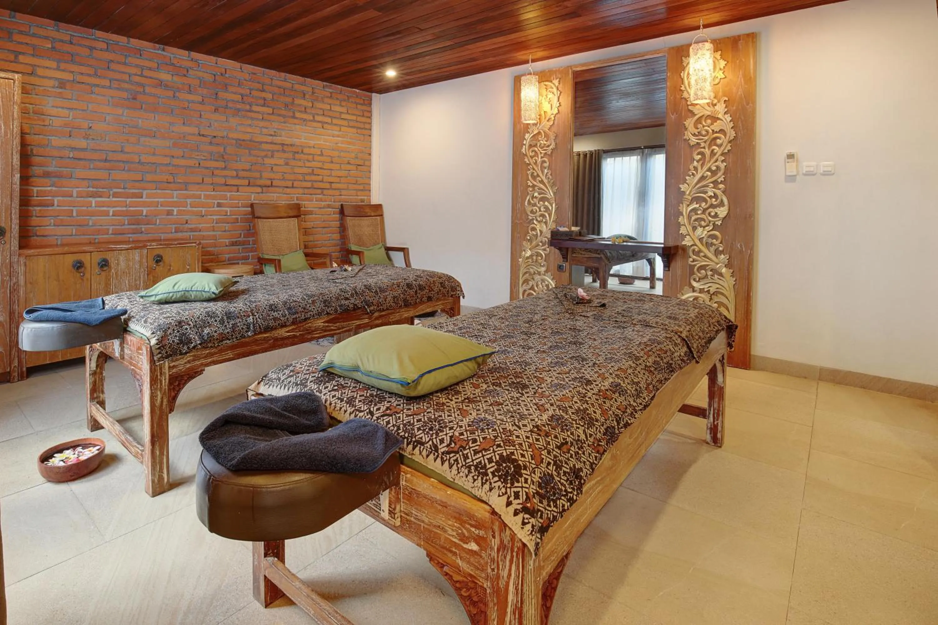 Spa and wellness centre/facilities in Lumbini Luxury Villas and Spa