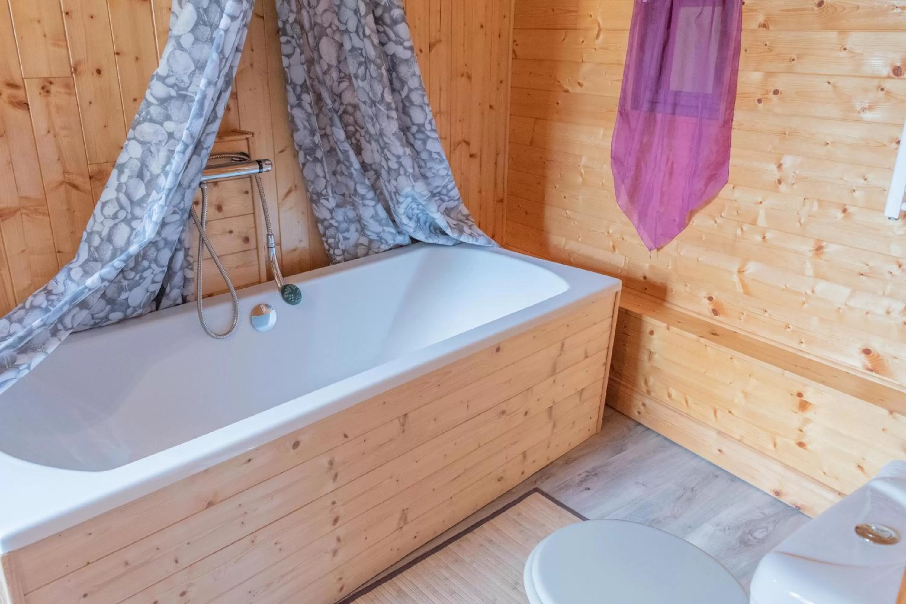 Bathroom in La Fée Maison