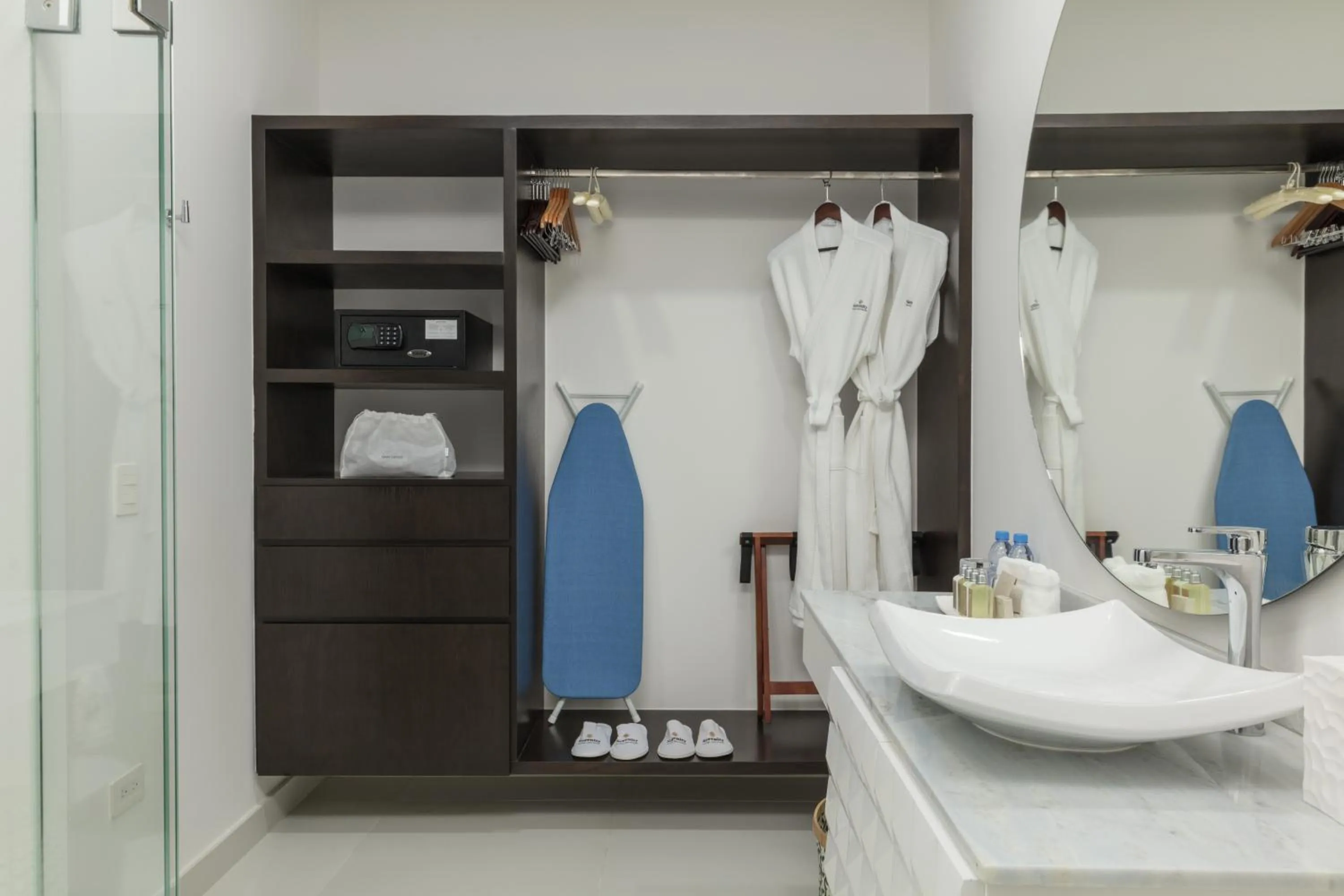 Bathroom in Serenity Hotel Boutique By Alsol