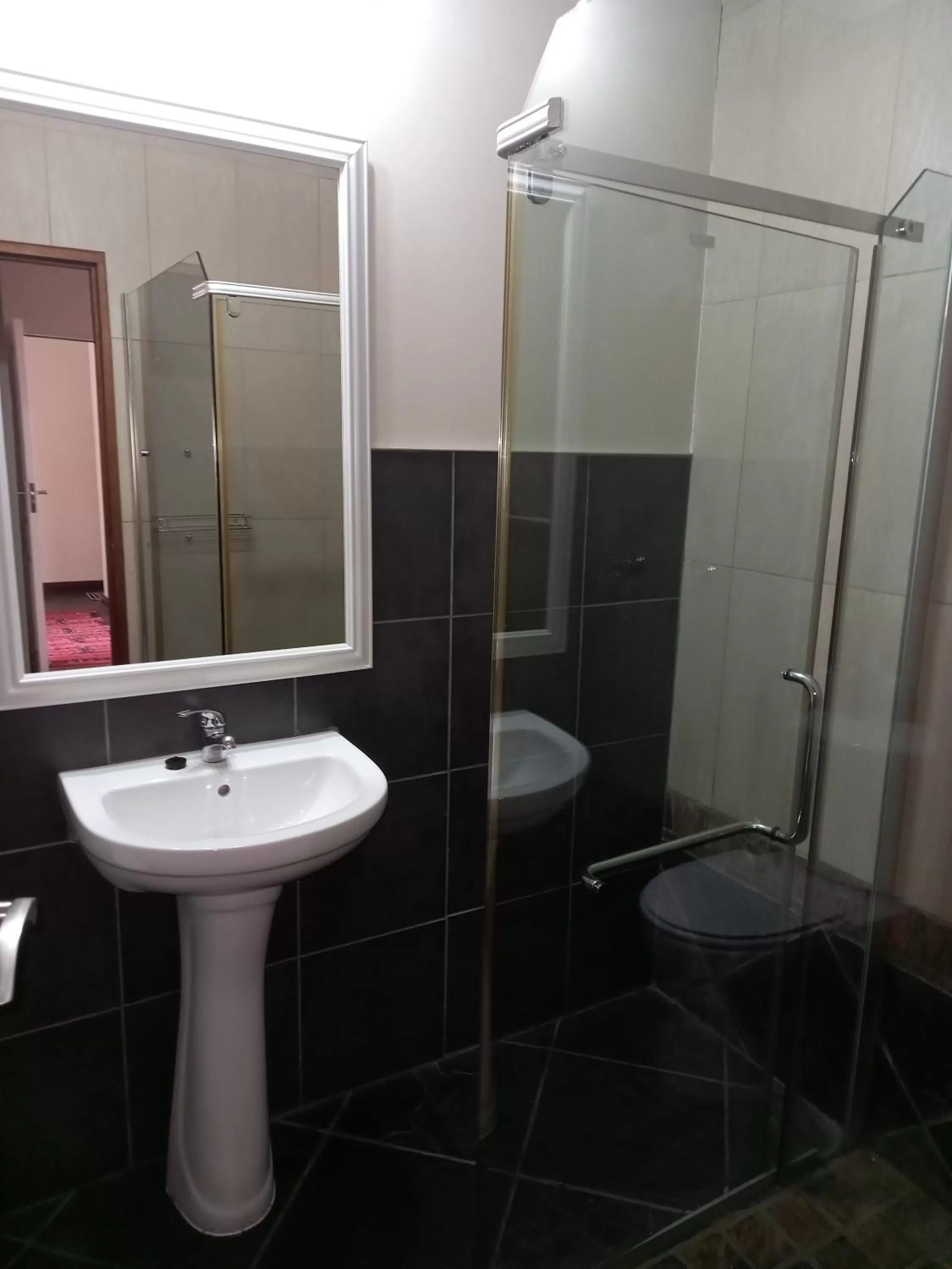 Bathroom in Troas Boutique hotel