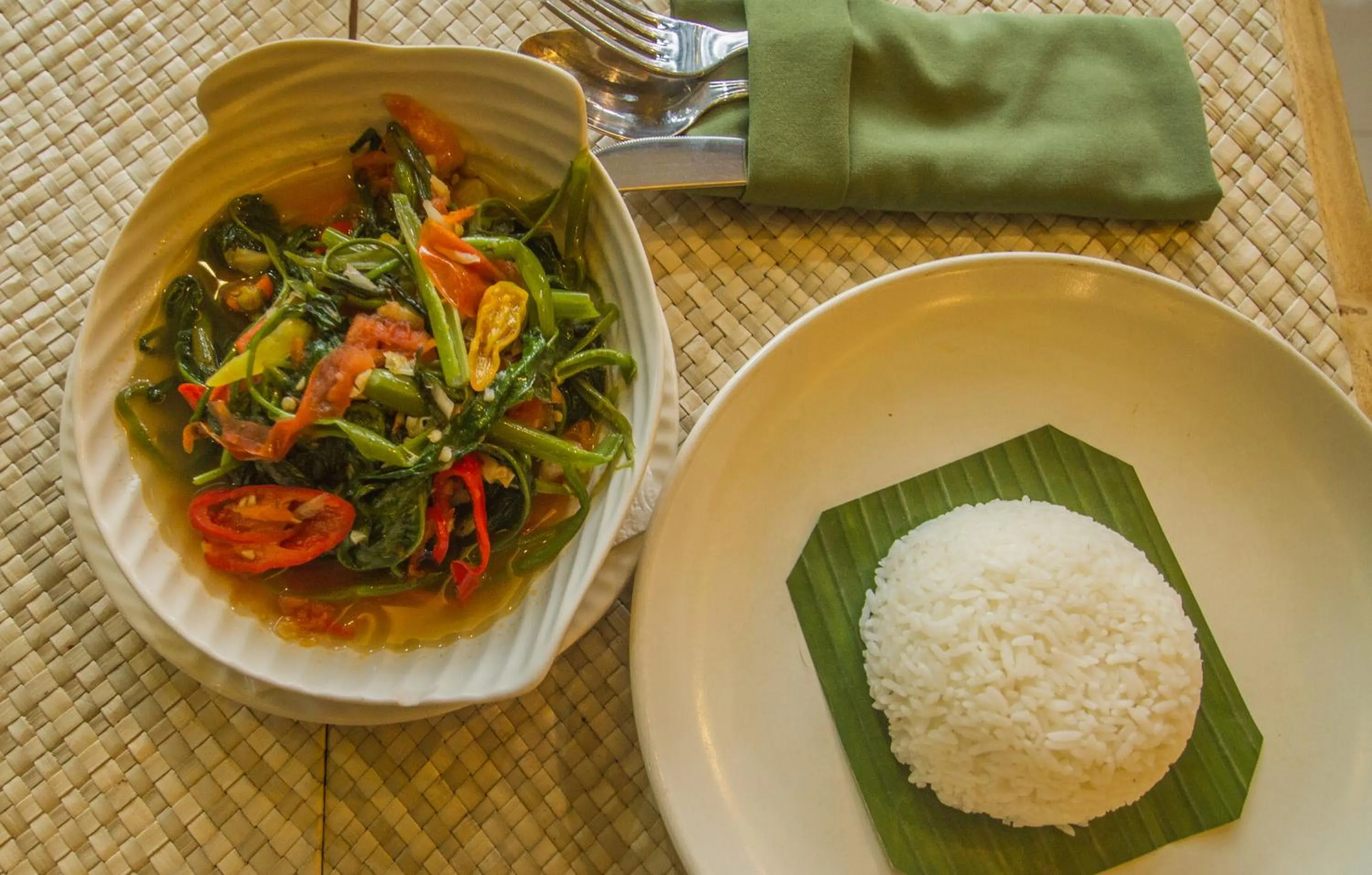 Restaurant/places to eat in Mahalaksmi Boutique Hotel