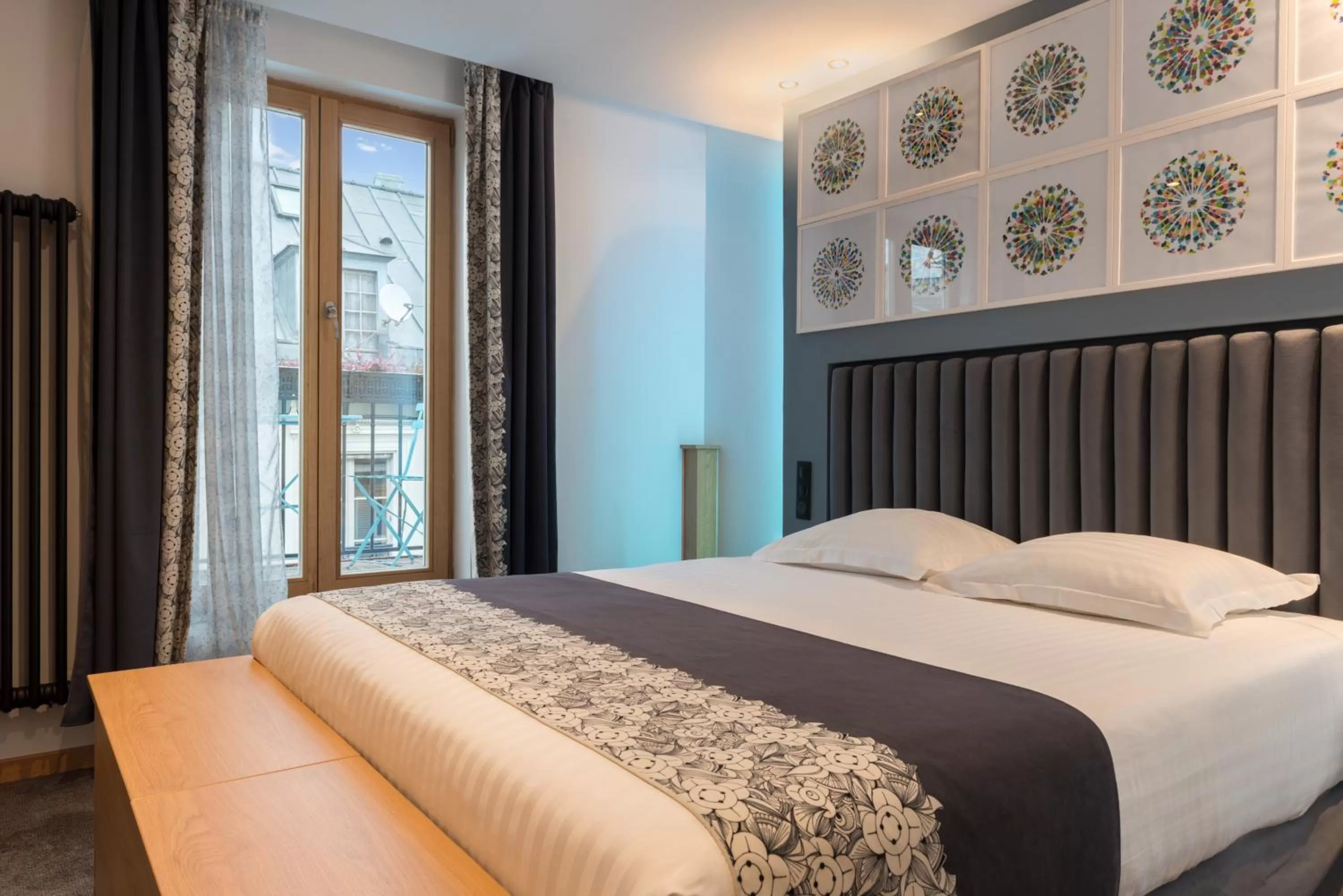 Photo of the whole room, Bed in Hotel Aida Opera