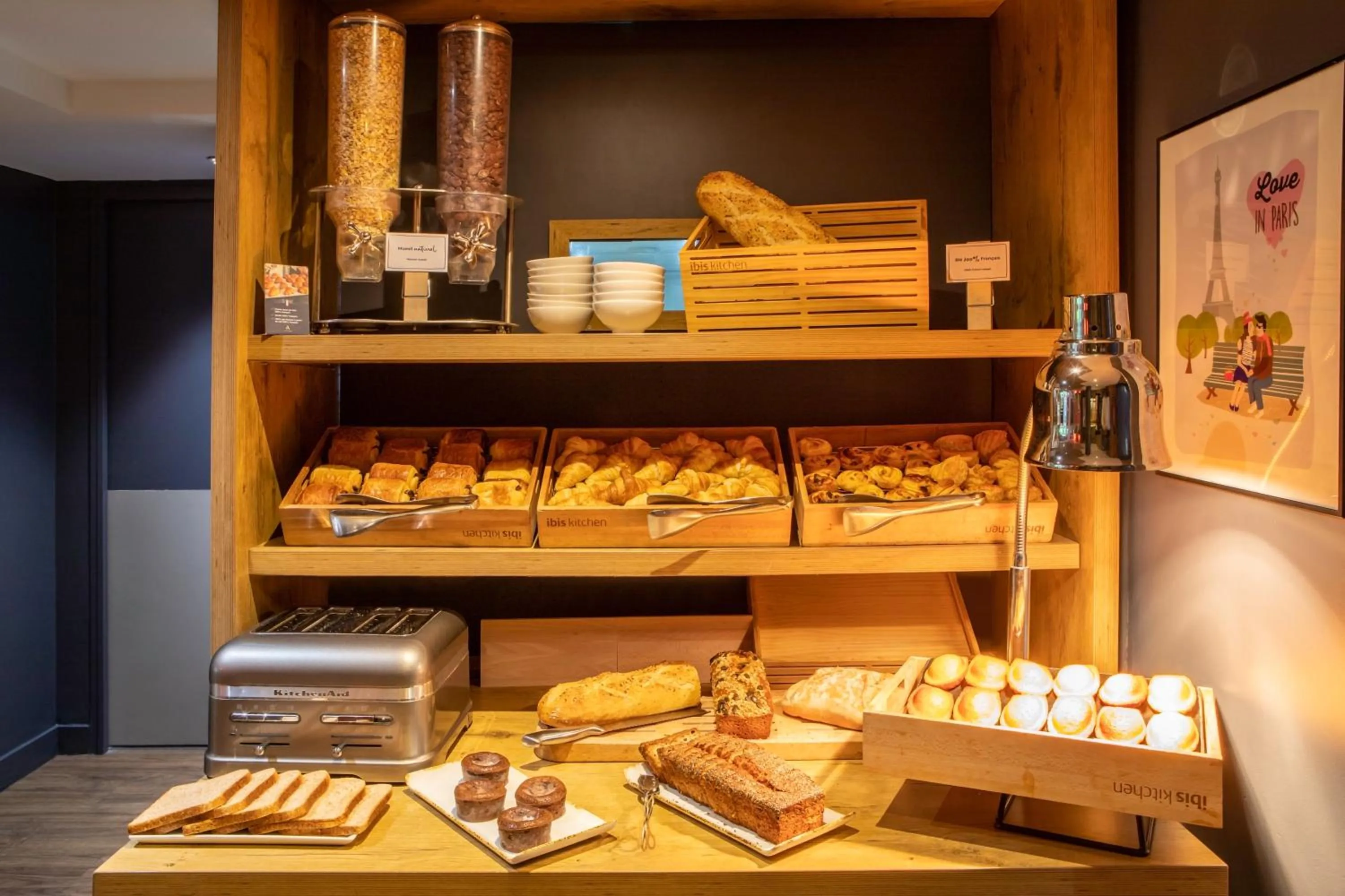 Breakfast in ibis Paris Gare du Nord La Fayette