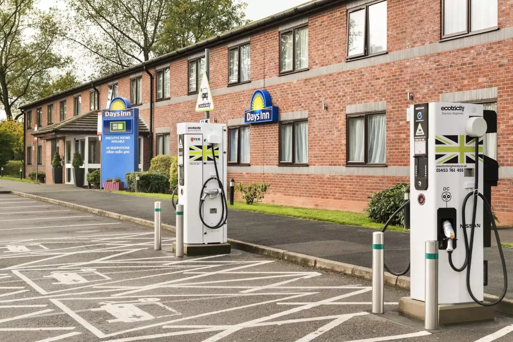 Facade/entrance in Days Inn Corley NEC - M6