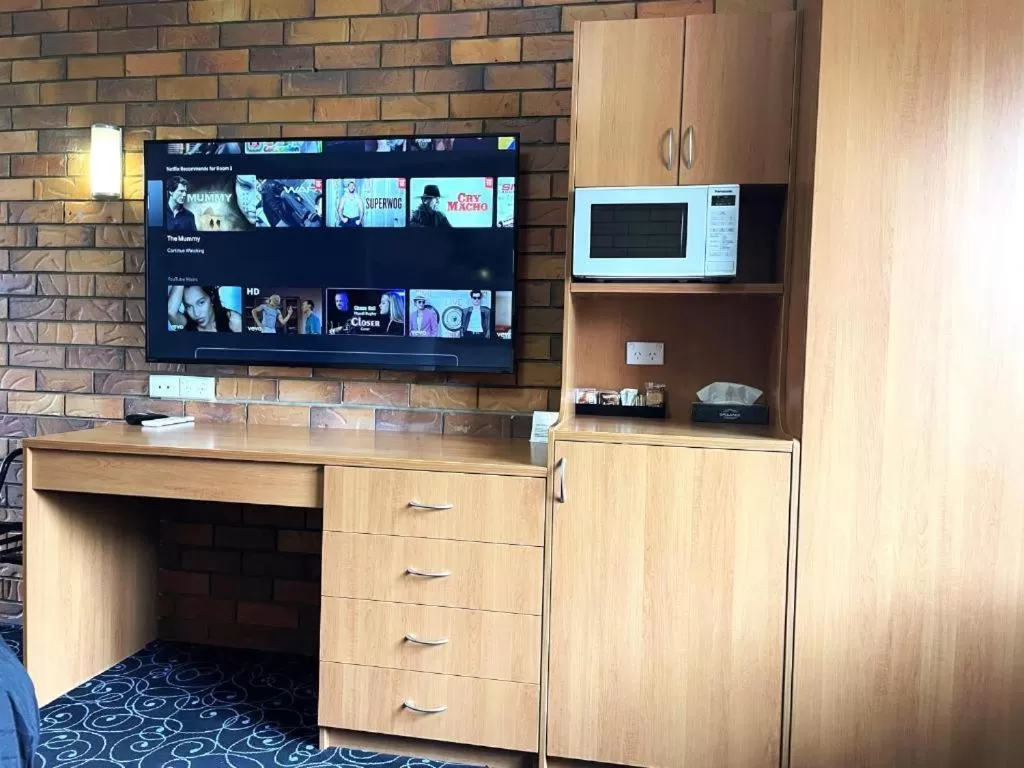 TV and multimedia in Shiralee Motel Guyra