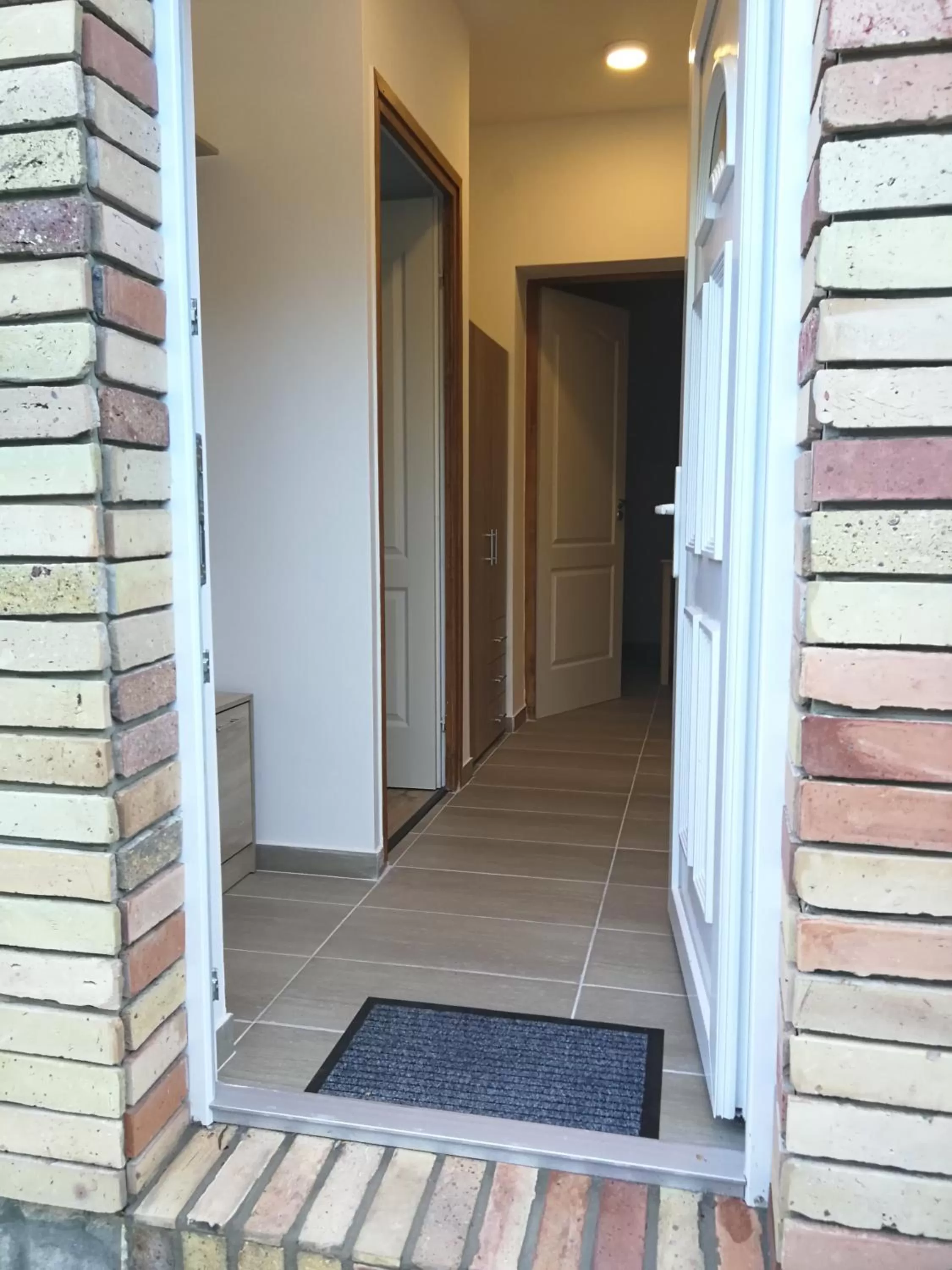 Facade/entrance in Lila Akác Vendégház Esztergom