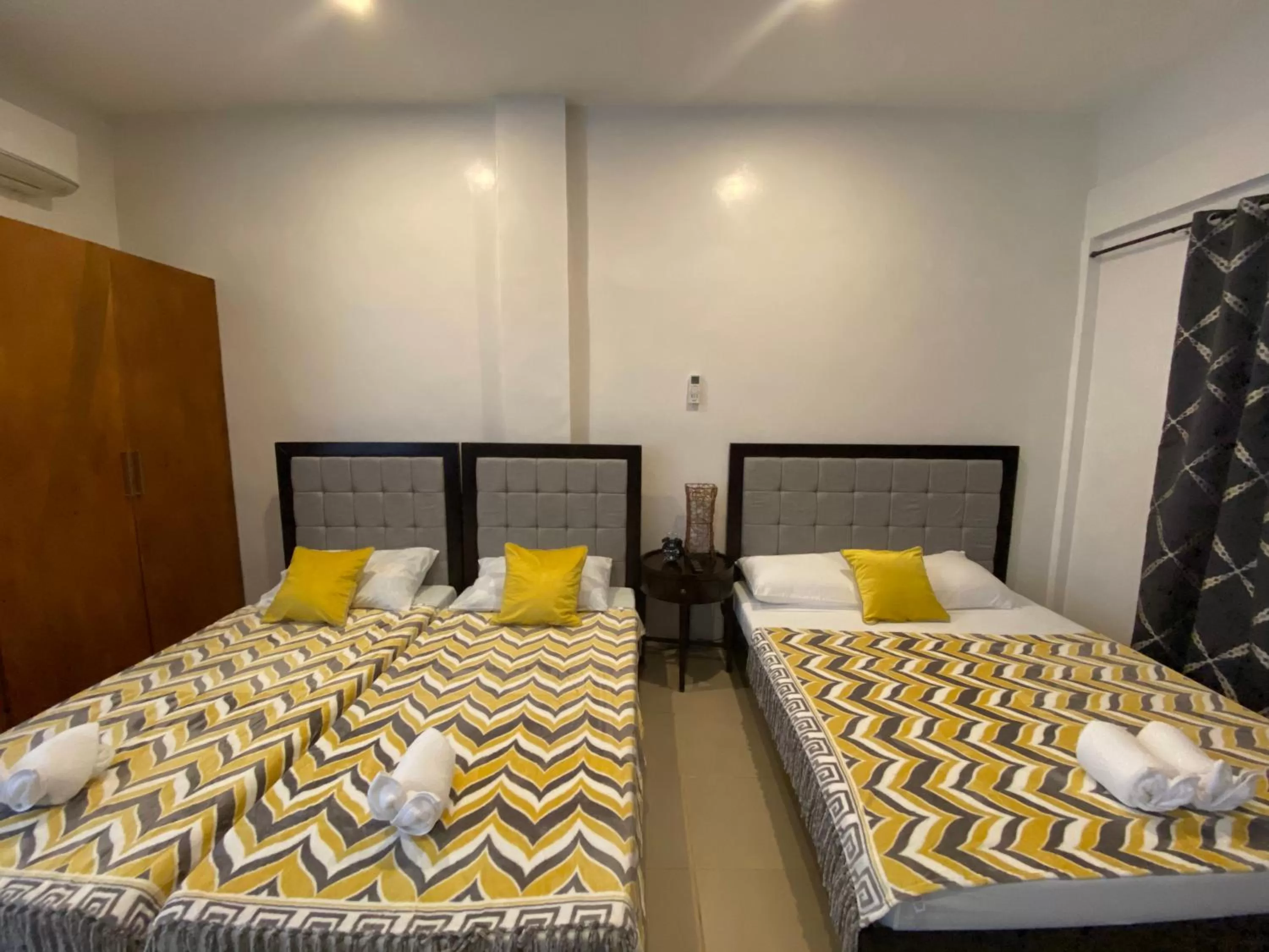 Bedroom, Bed in FIG Sunset View Resort