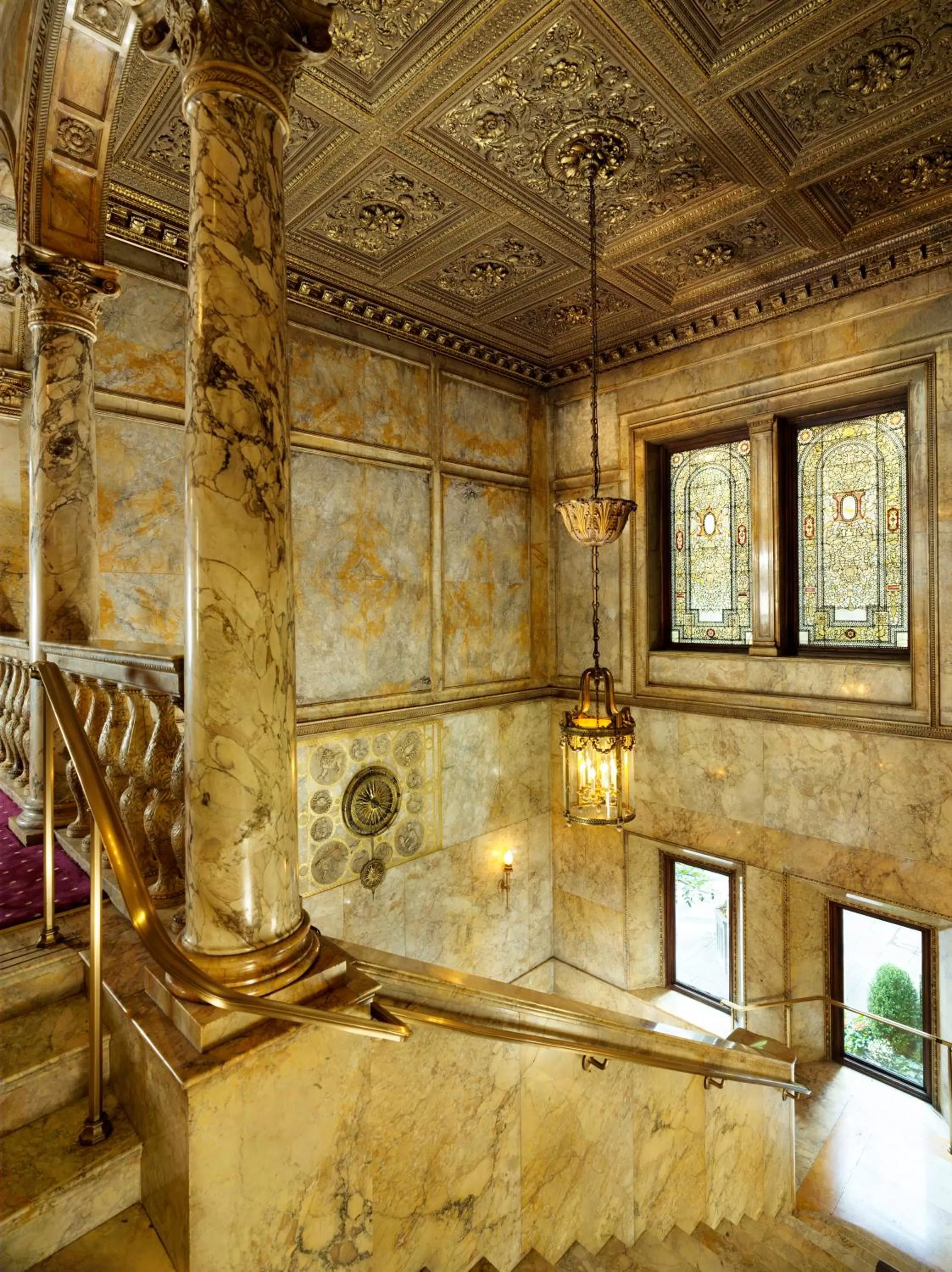 Decorative detail in Lotte New York Palace