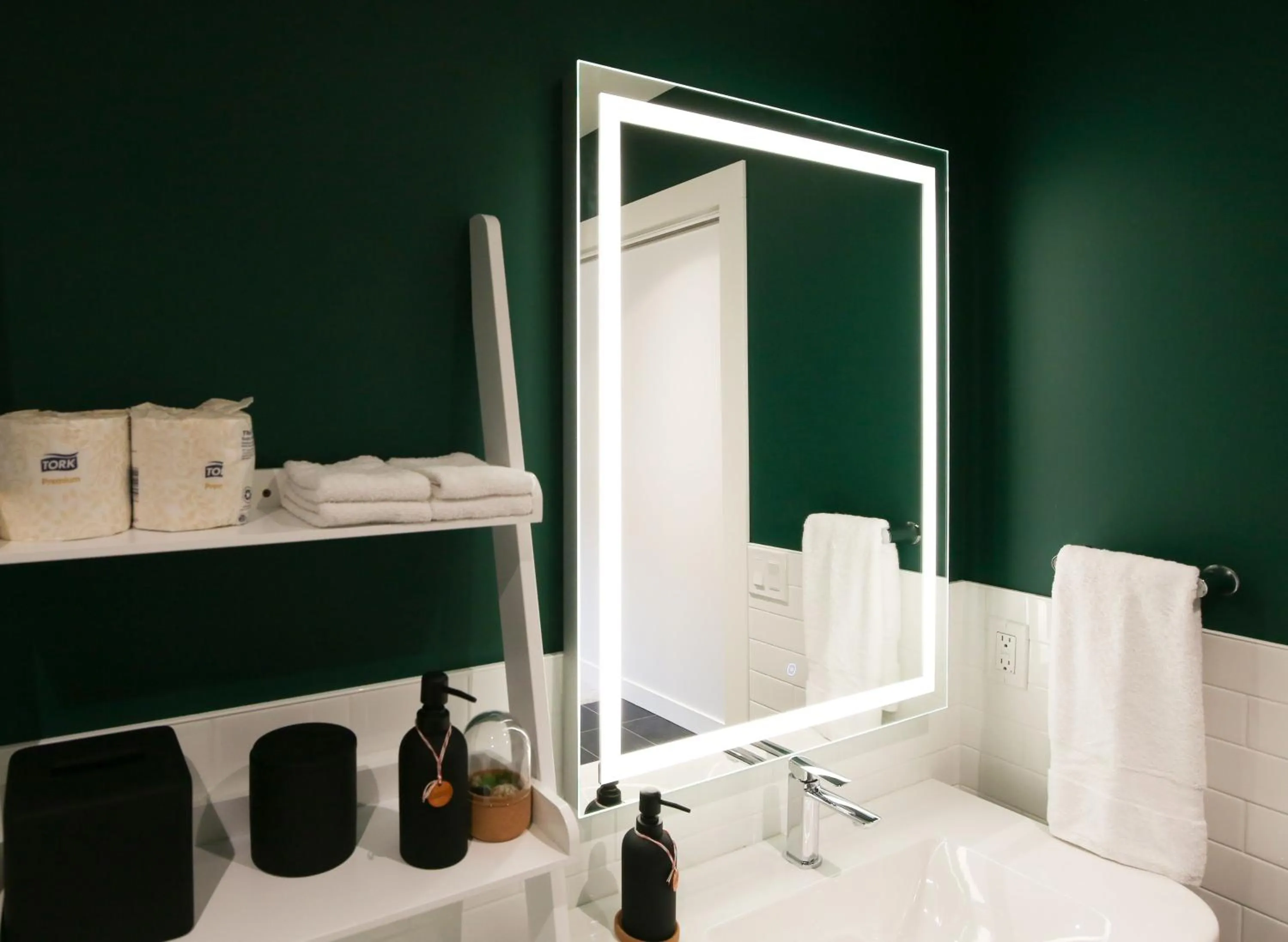 Bathroom in Pluvio restaurant and rooms