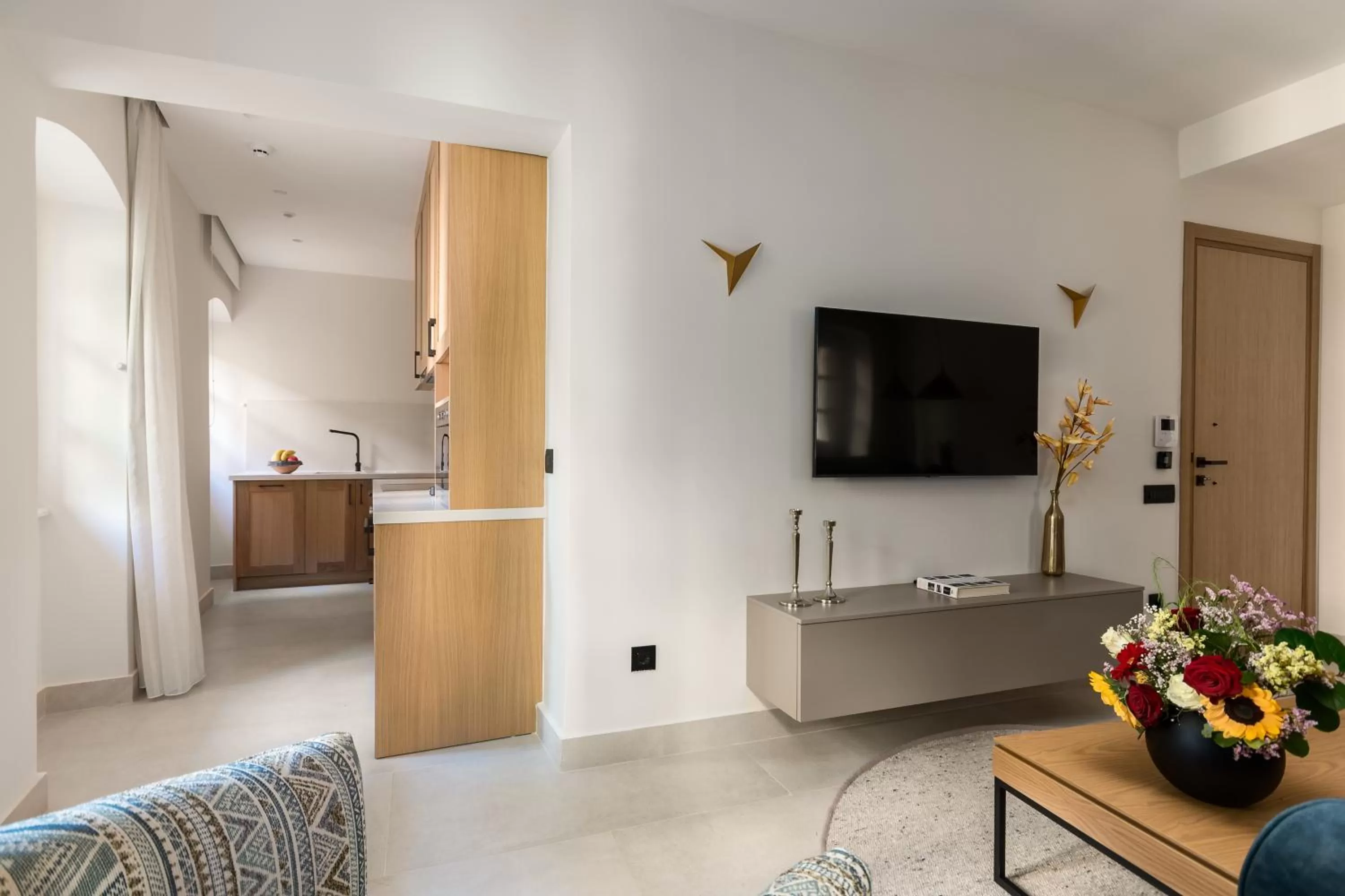 TV and multimedia in New York Luxury Suites