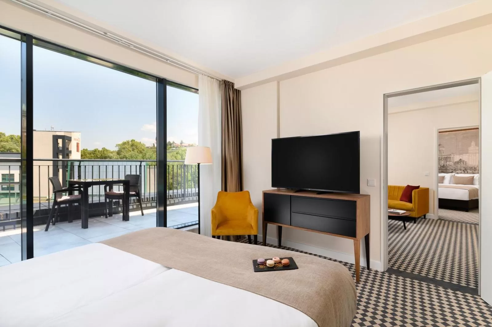 TV and multimedia, TV/Entertainment Center in Grand Hotel Esztergom